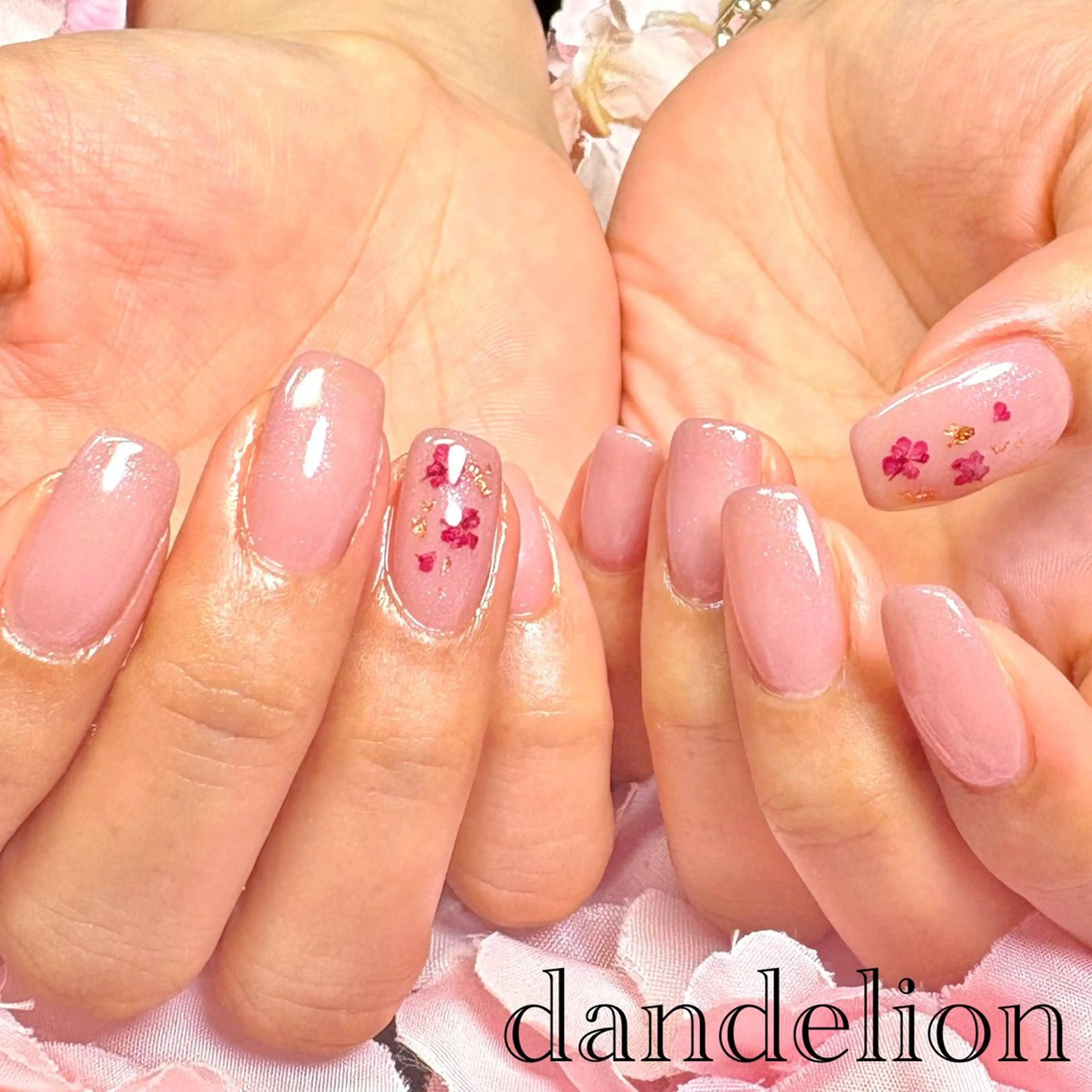 ネイル ハンドネイル ハンドケア dandelion ダンデライオンのネイルデザイン