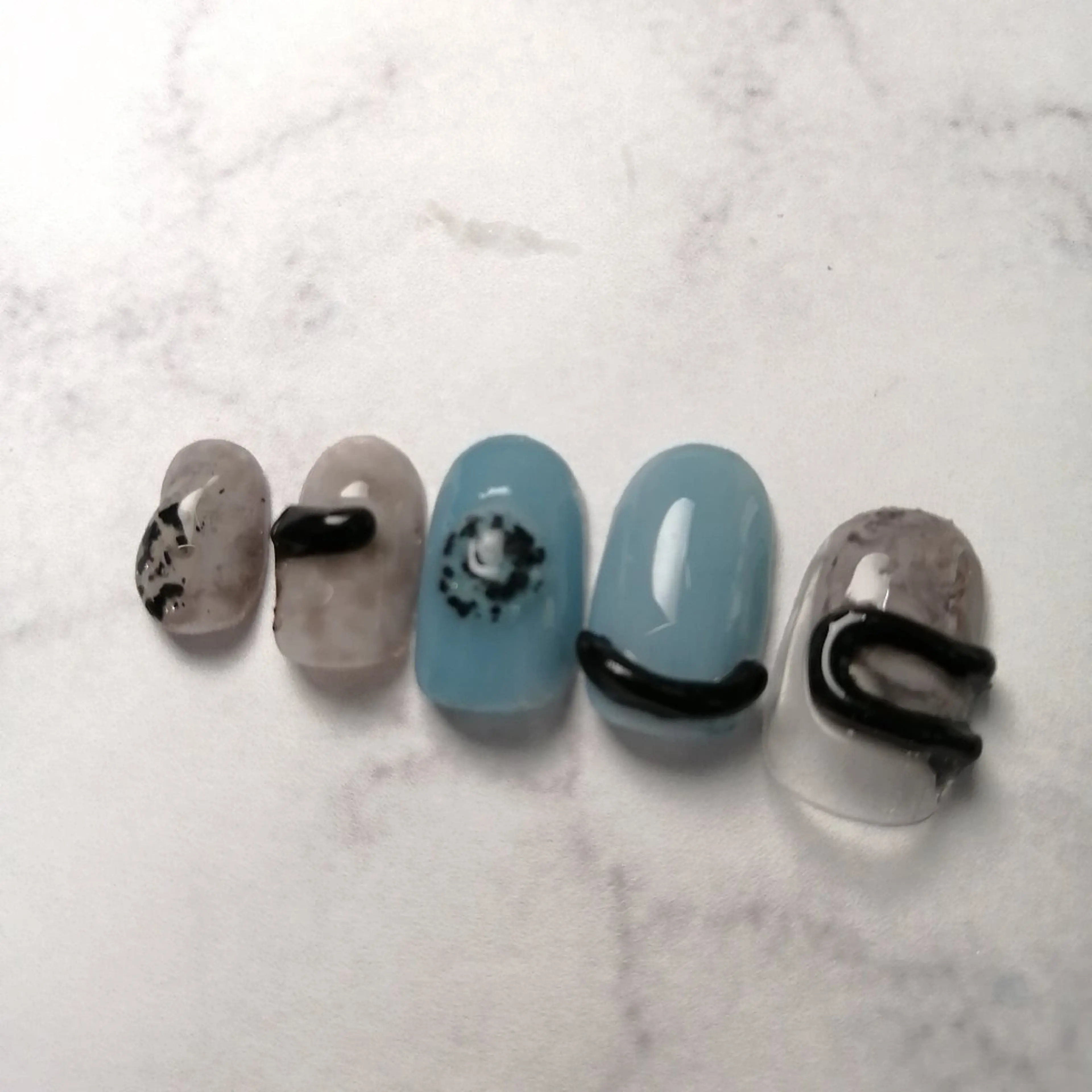 ネイル コエリネイル &エステのネイルデザイン