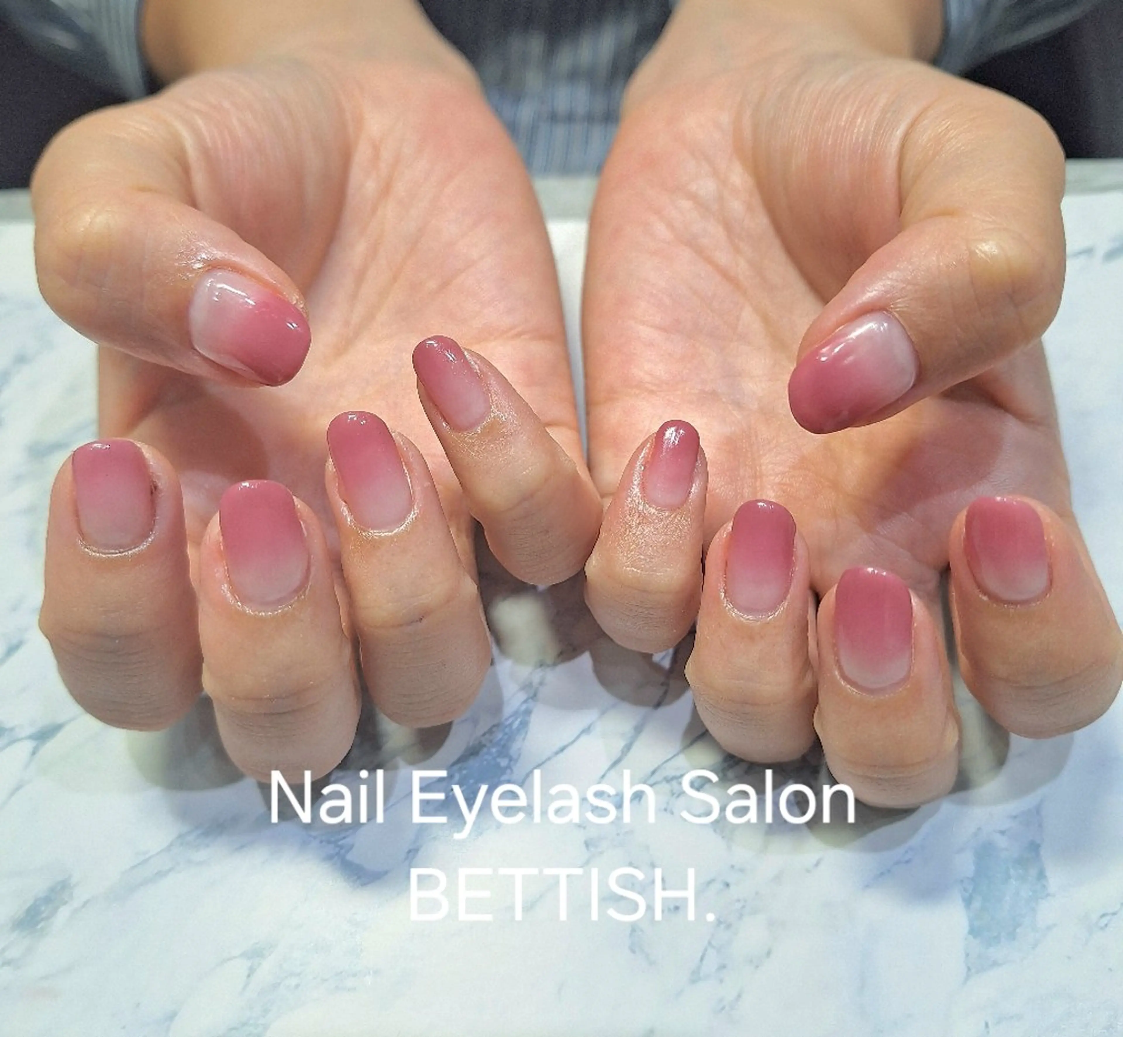 ネイル グラデーション ピンク BETTISH　 　AIRIのネイルデザイン