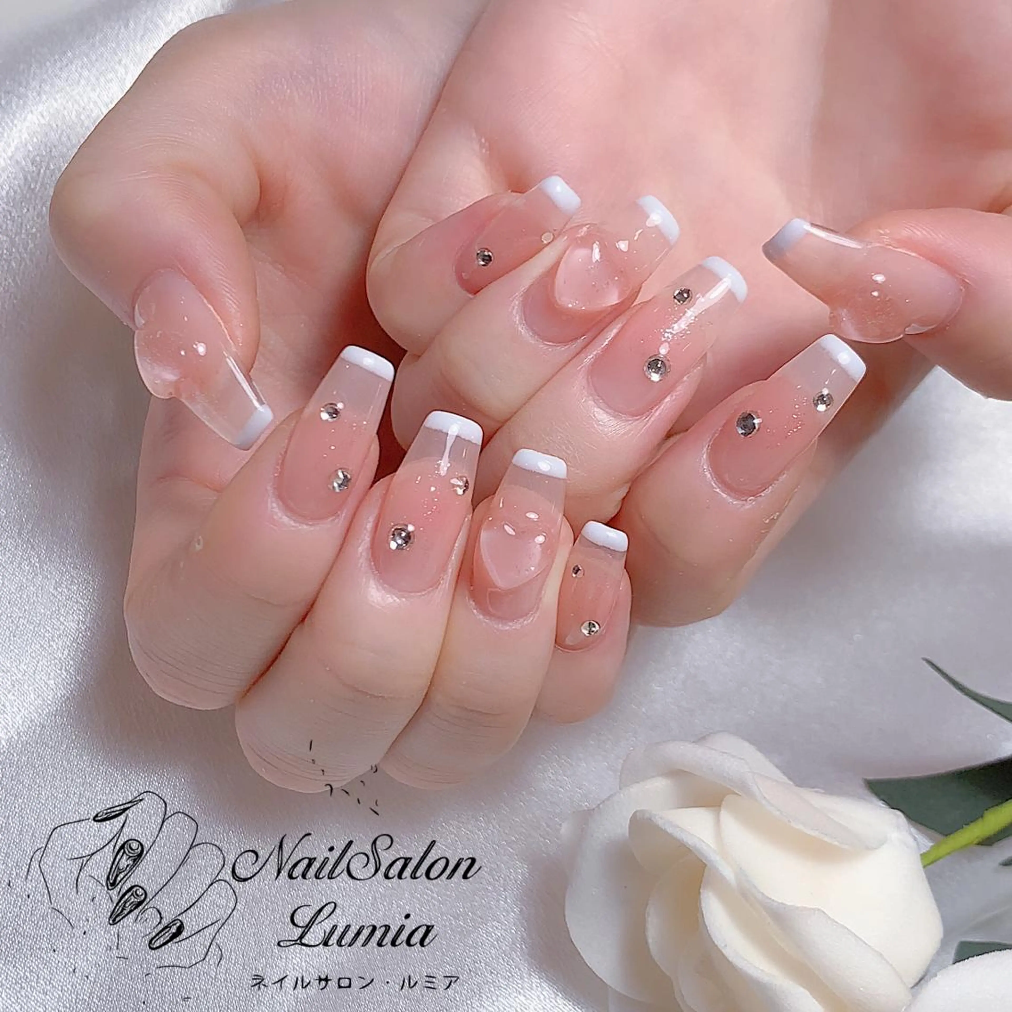 ネイル チークネイル フレンチネイル ハート ラメ(グリッター) ハンドネイル ネイルサロン ルミア Lumia 店長のネイルデザイン