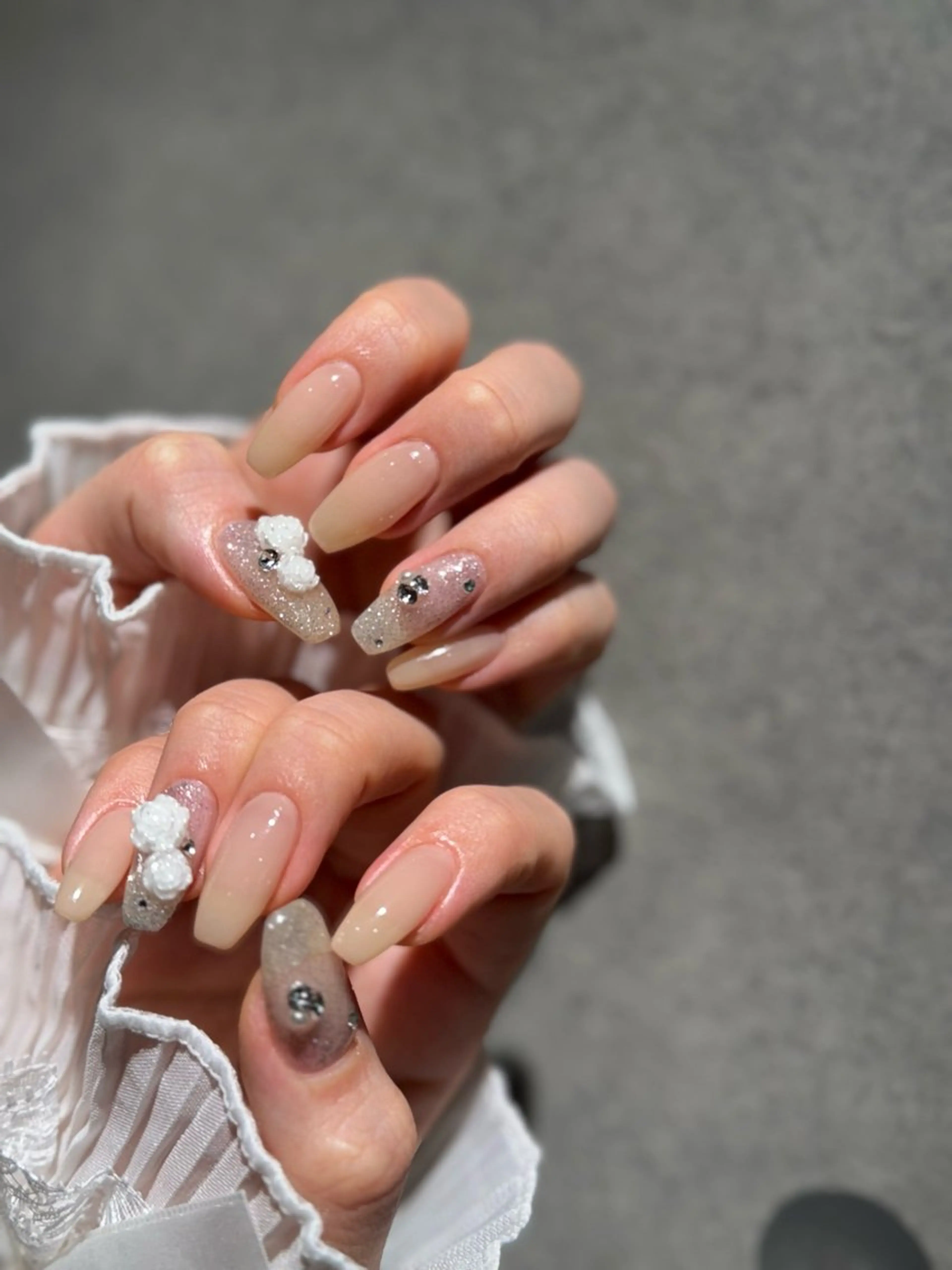 ネイル I-nailロング /ワンホン/キラキラのネイルデザイン