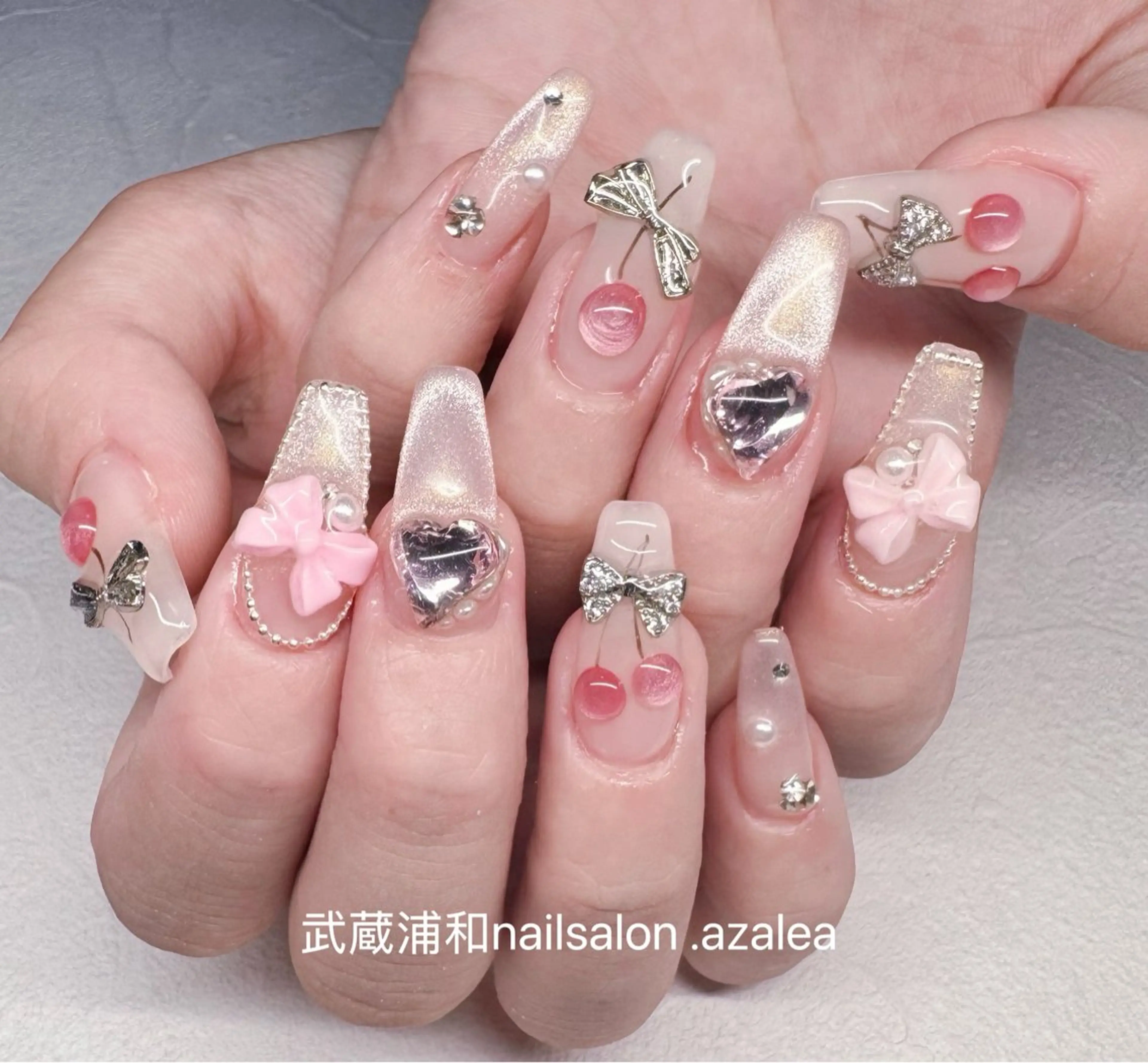 ネイル ハンドネイル R inのネイルデザイン