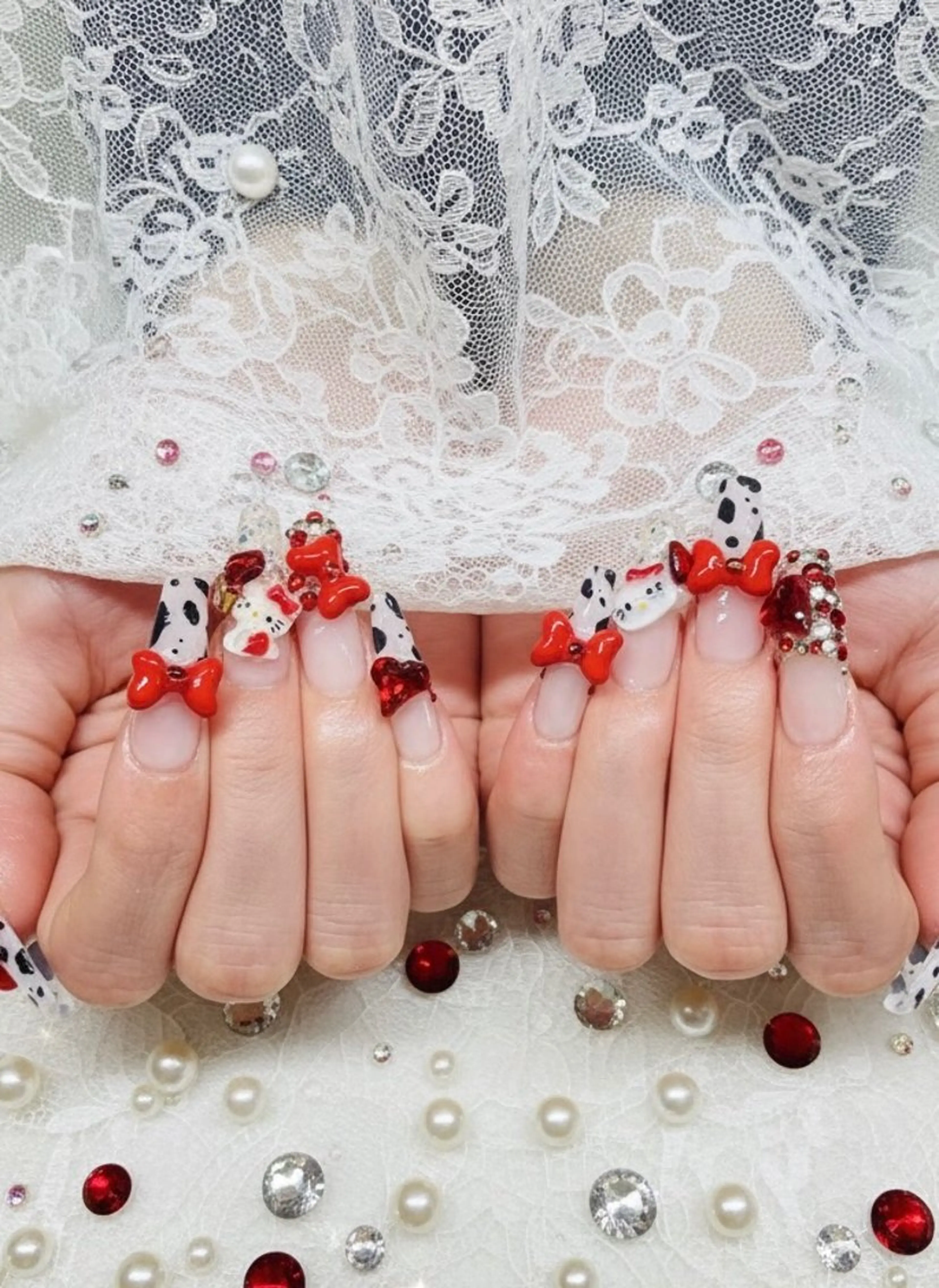 ネイル ハンドネイル 24時間営業 UNABOMBAのネイルデザイン