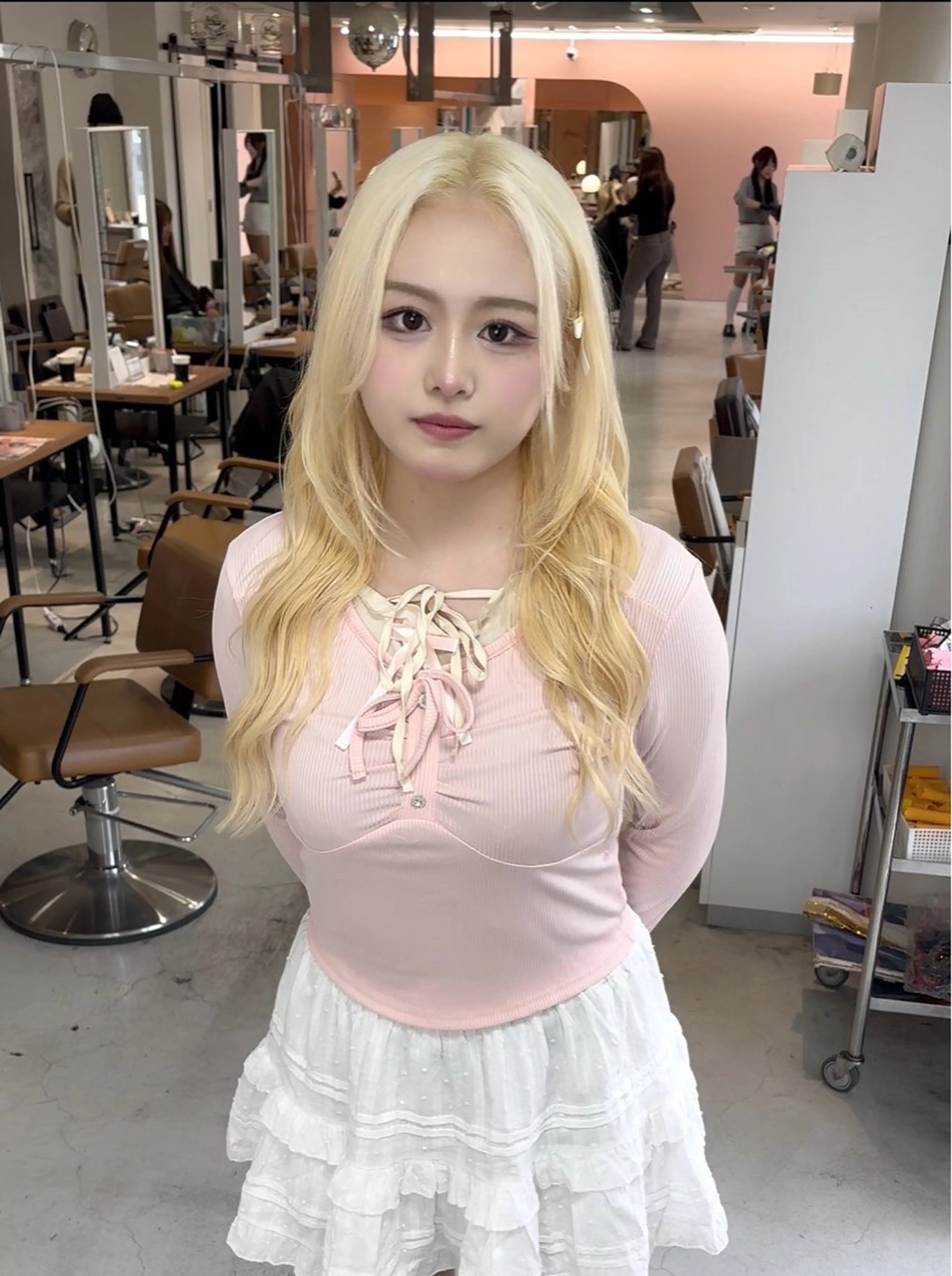 ロング LUNTY NAMBA所属・派手髪支持率No1 Eisukeのヘアスタイル