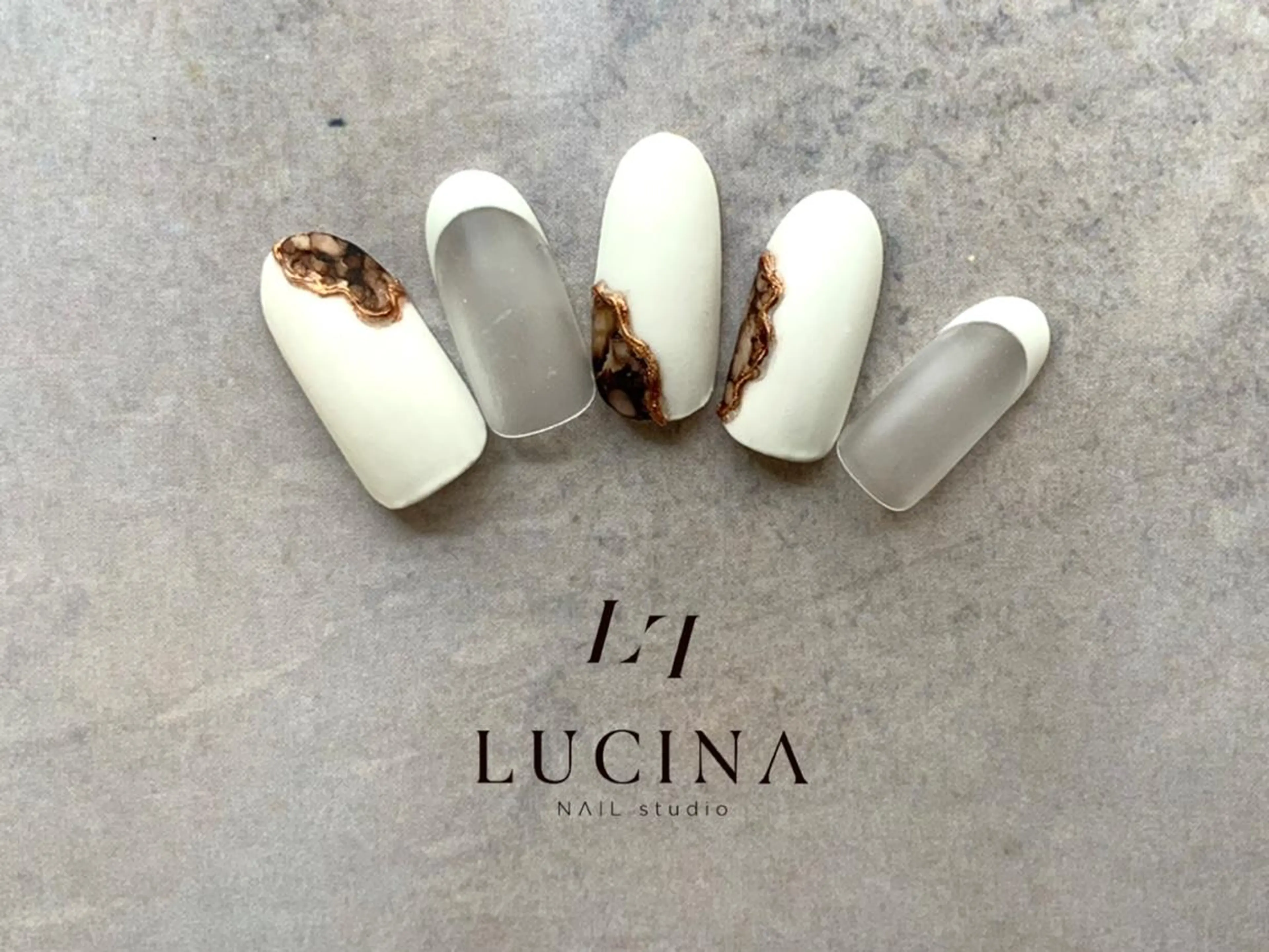 ネイル アートネイル フットネイル フレンチネイル ジェルネイル マットネイル 新橋 ルキナ スタッフのネイルデザイン