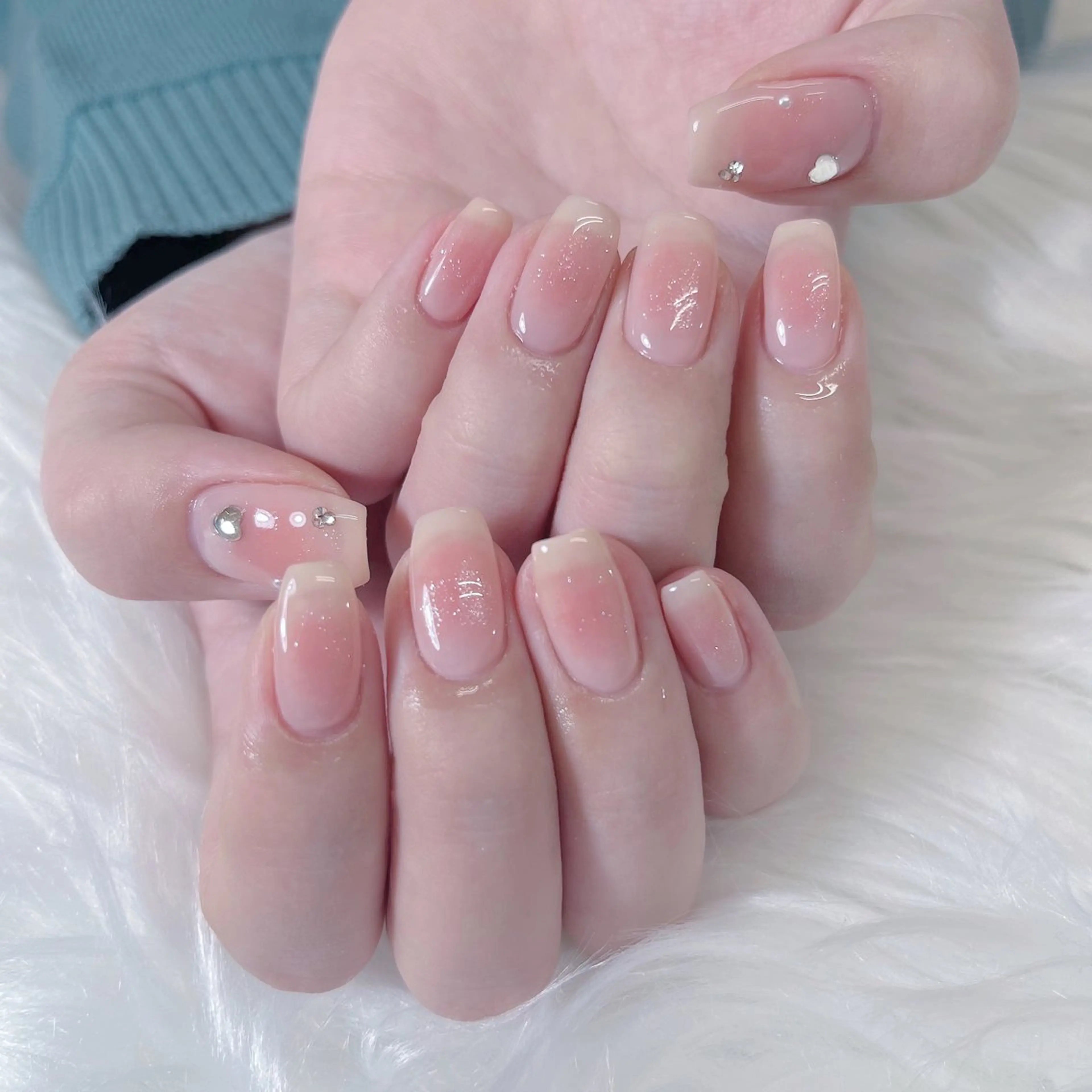 ネイル ハンドネイル Maya 🧊🫧‪のネイルデザイン