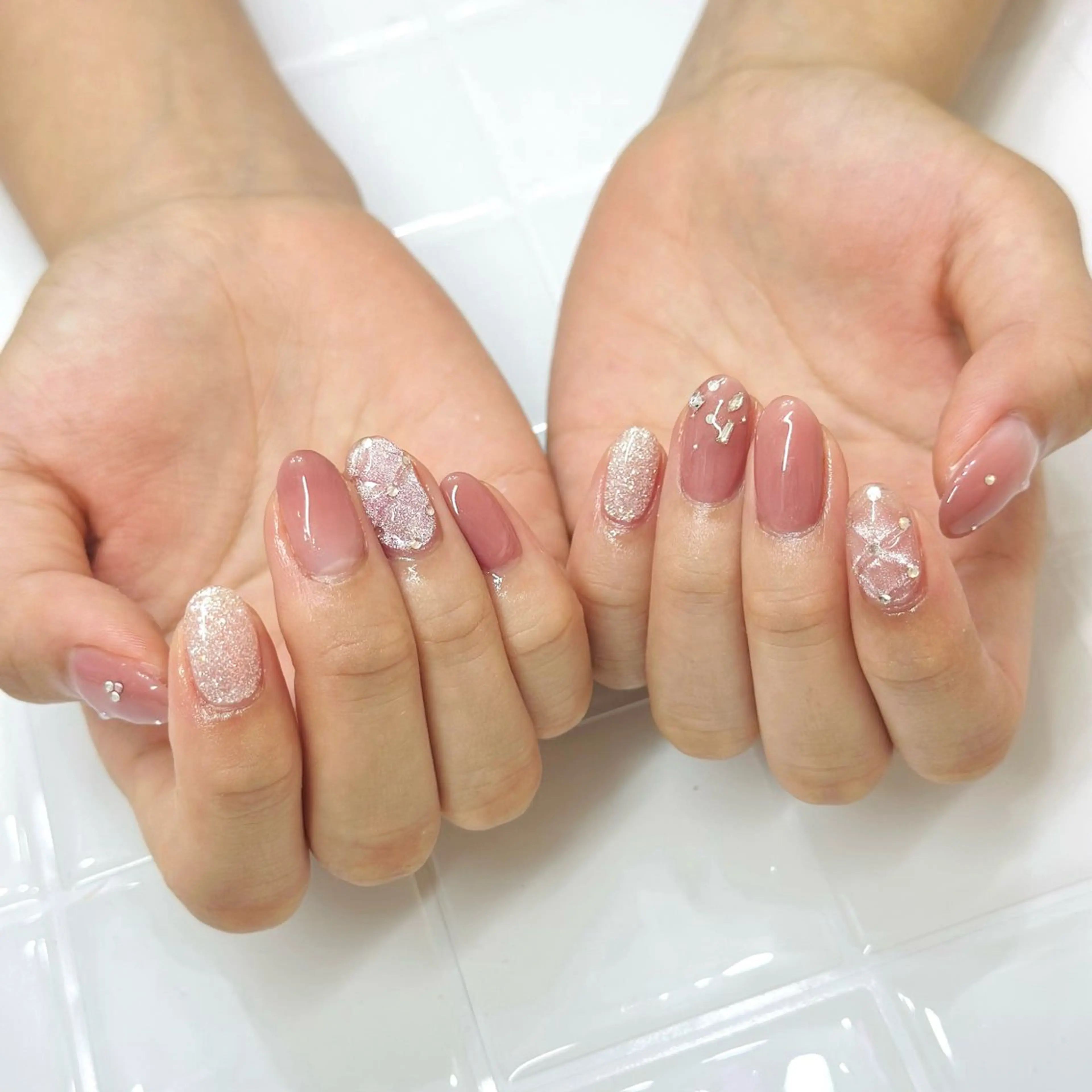 ネイル ハンドネイル Elegancia. Hiromiのネイルデザイン