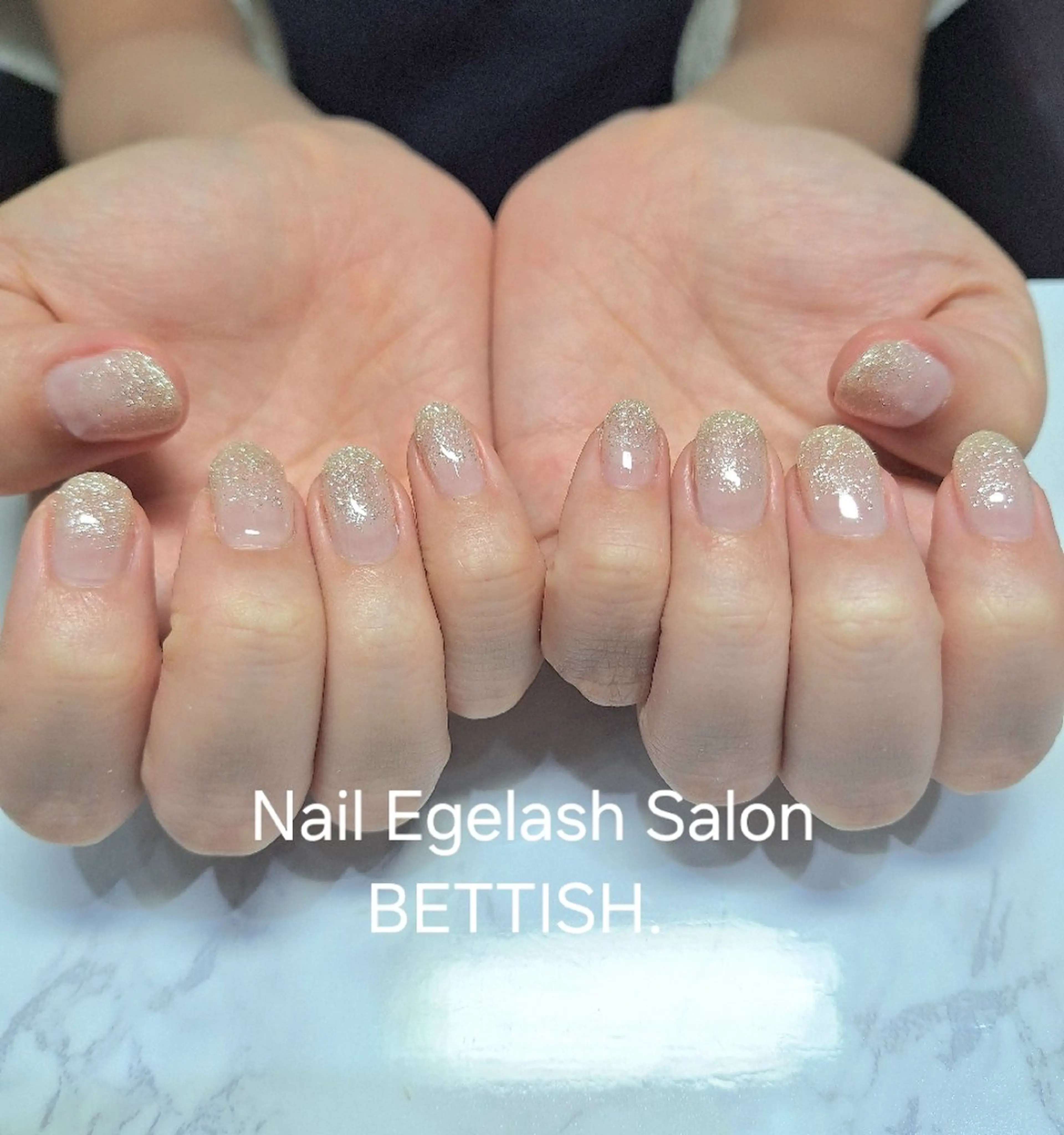 ネイル ラメ(グリッター) シルバー BETTISH　 　AIRIのネイルデザイン