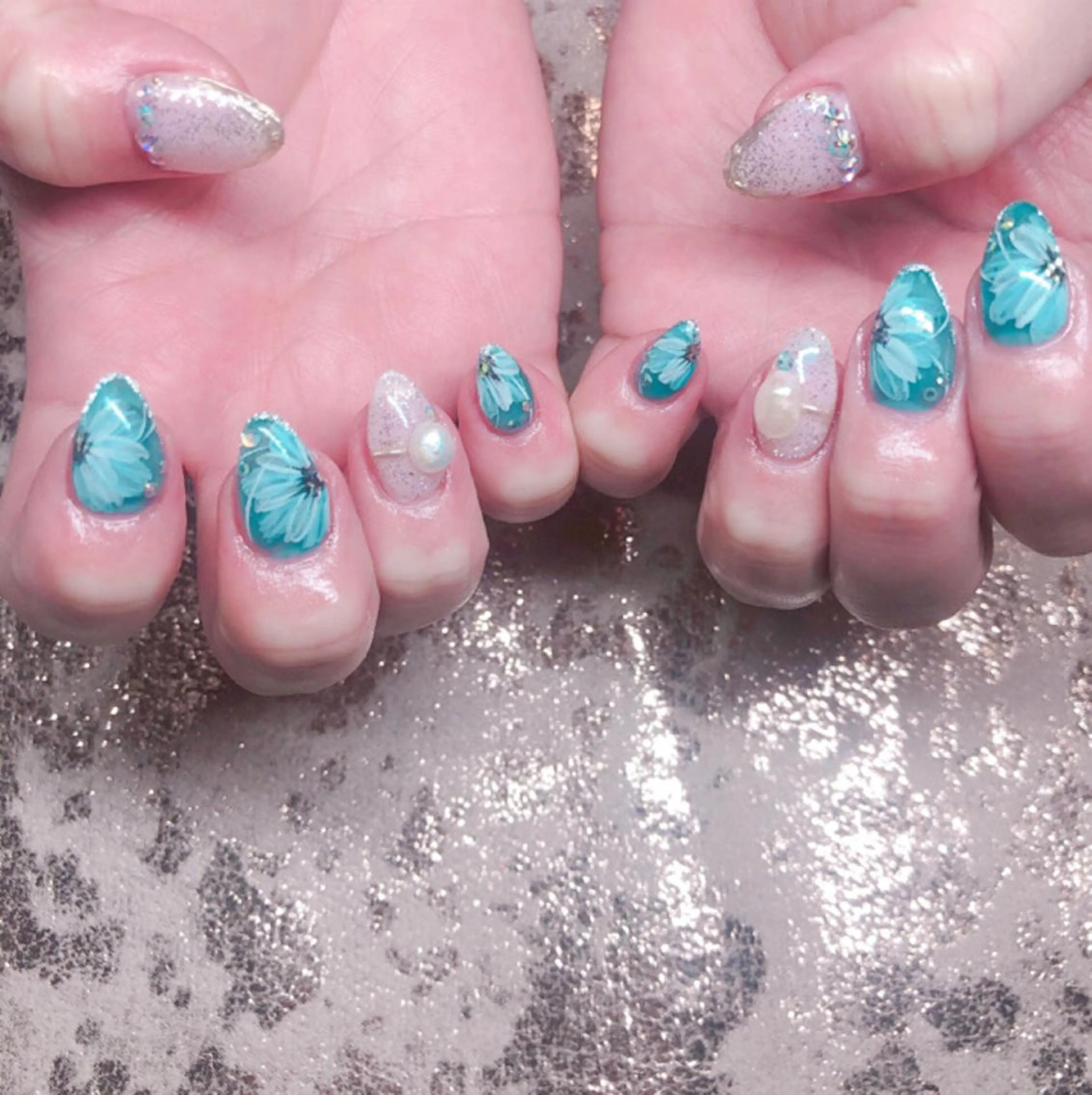 ネイル 個室ネイルサロンDolly  Girl〜ドーリーガール〜所属・DollyGirl KYOKOのネイルデザイン