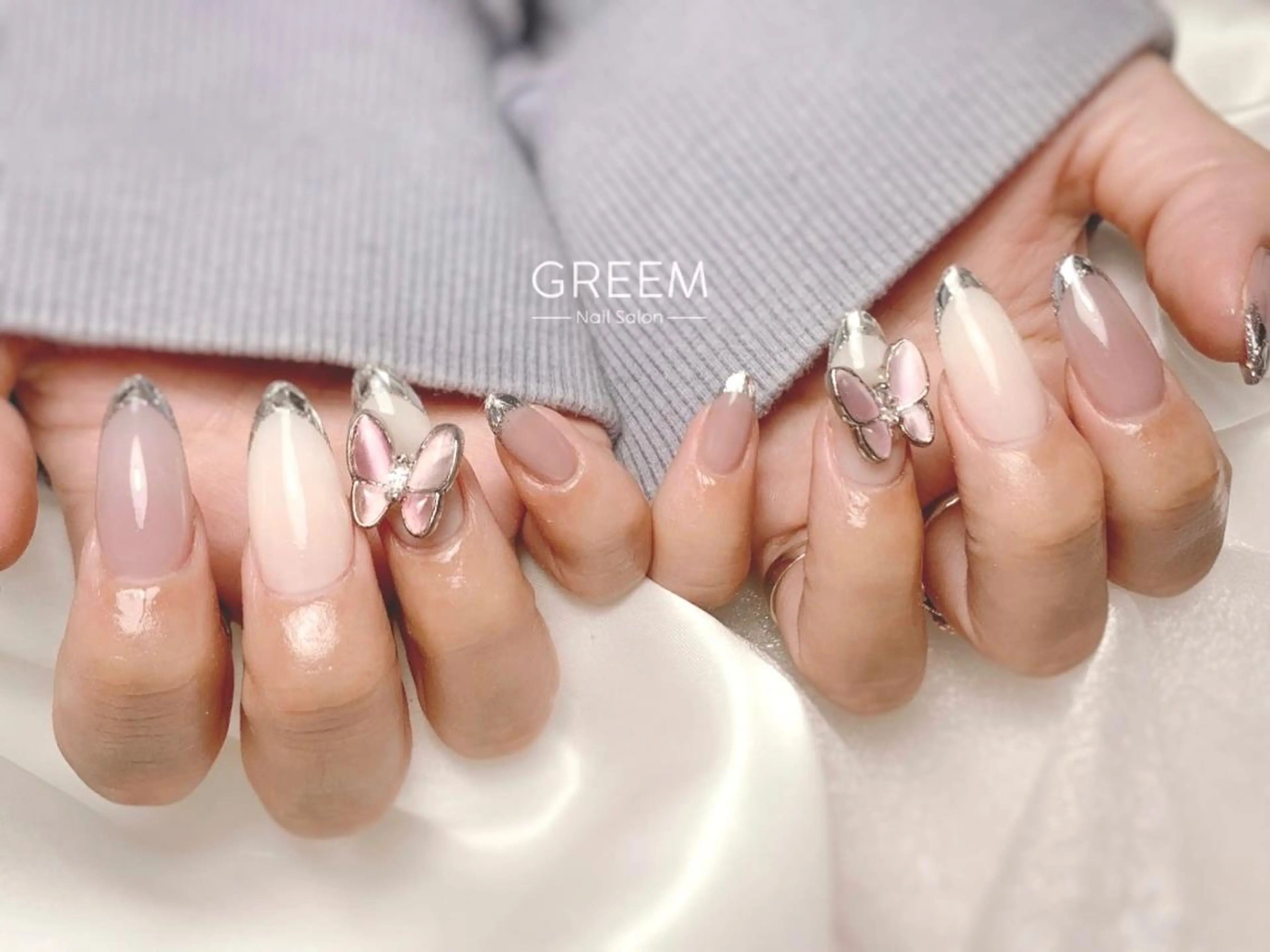 ネイル フレンチネイル ガラスフレンチ 春ネイル GREEM グリームのネイルデザイン