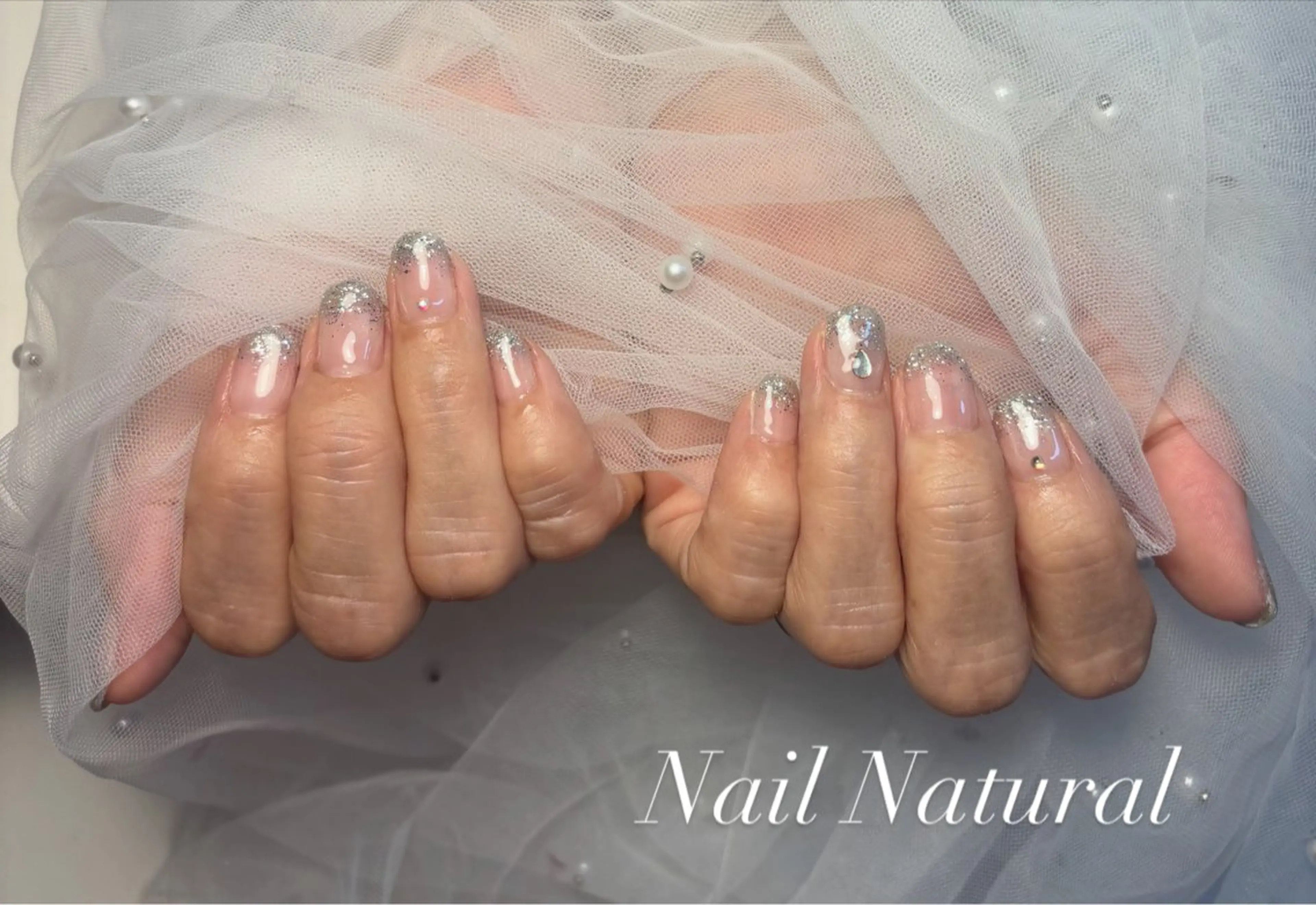 ネイル フラッシュネイル フットネイル フレンチネイル ジェルネイル ガラスフレンチ ハンドネイル Nail salon Natulalのネイルデザイン