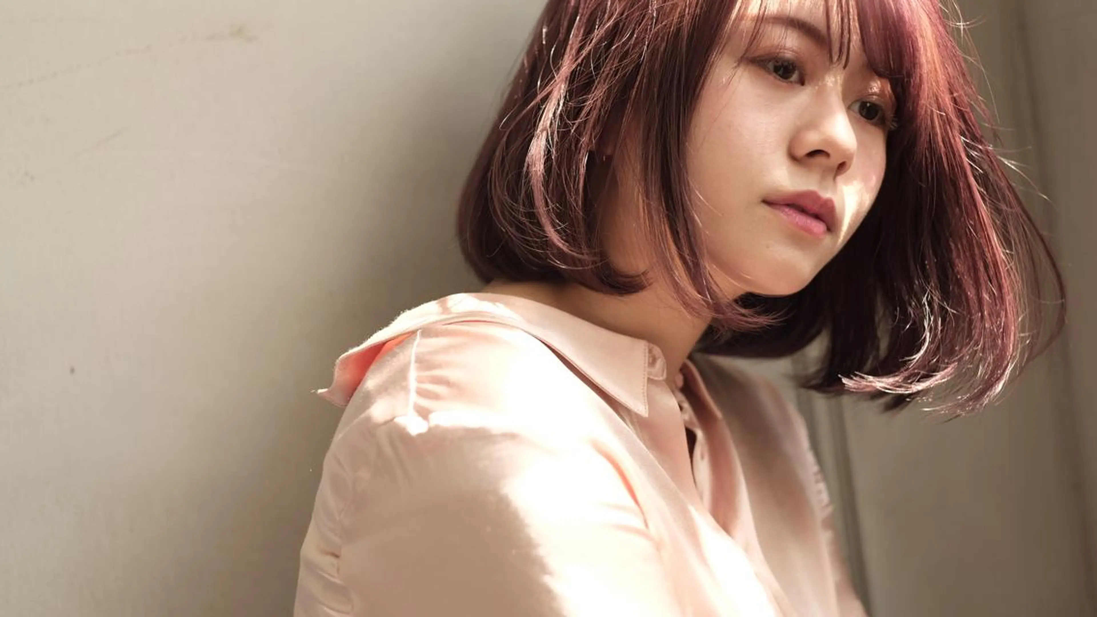 ミディアム カラー ラベンダーカラー ラベンダーピンク ピンクカラー AVANCE emiのヘアスタイル