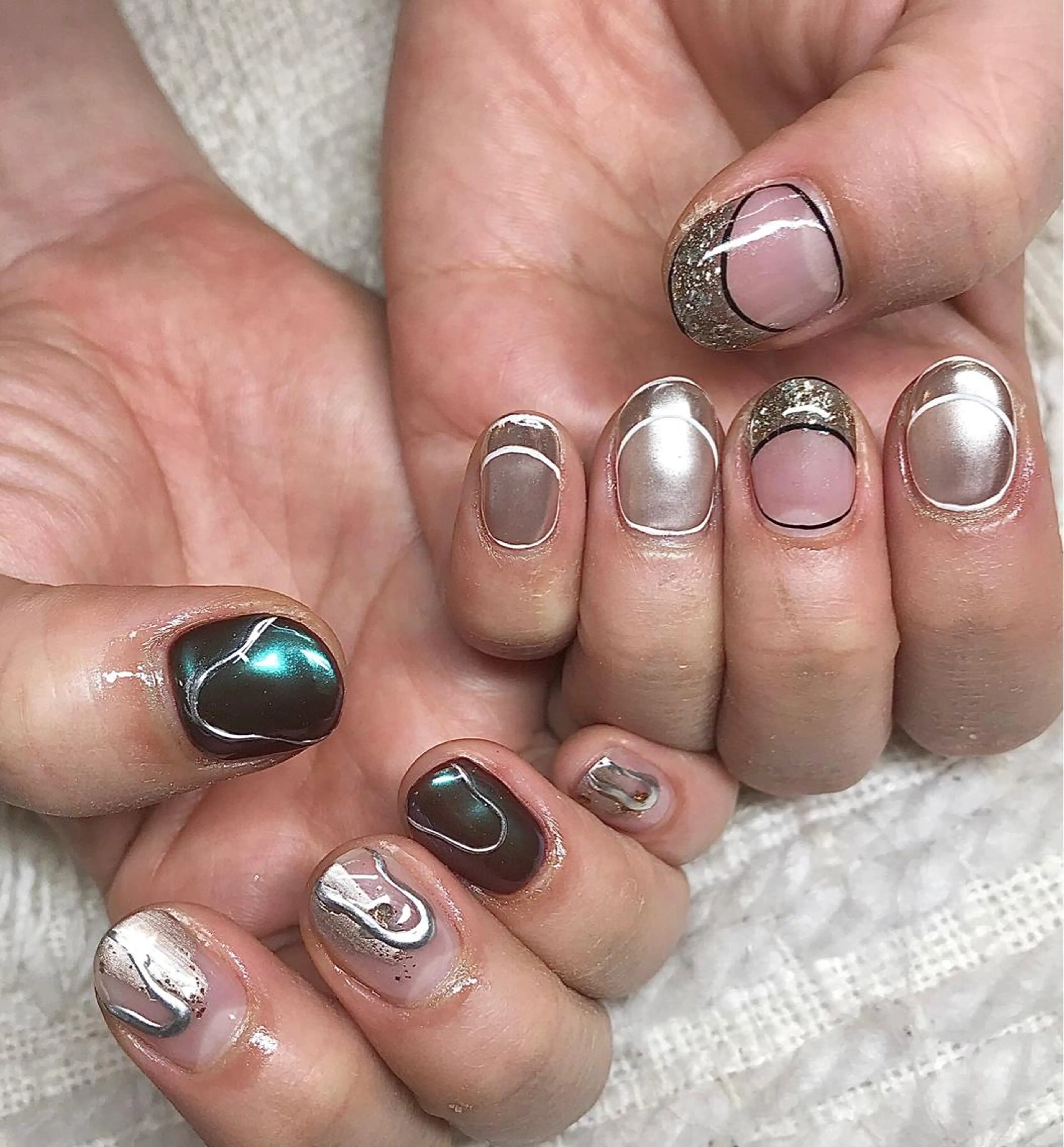 ショート カラー パーマ ヘアアレンジ ネイル マツエク・マツパ フレンチネイル ミラーネイル nail&eye Aoのマツエク・マツパデザイン