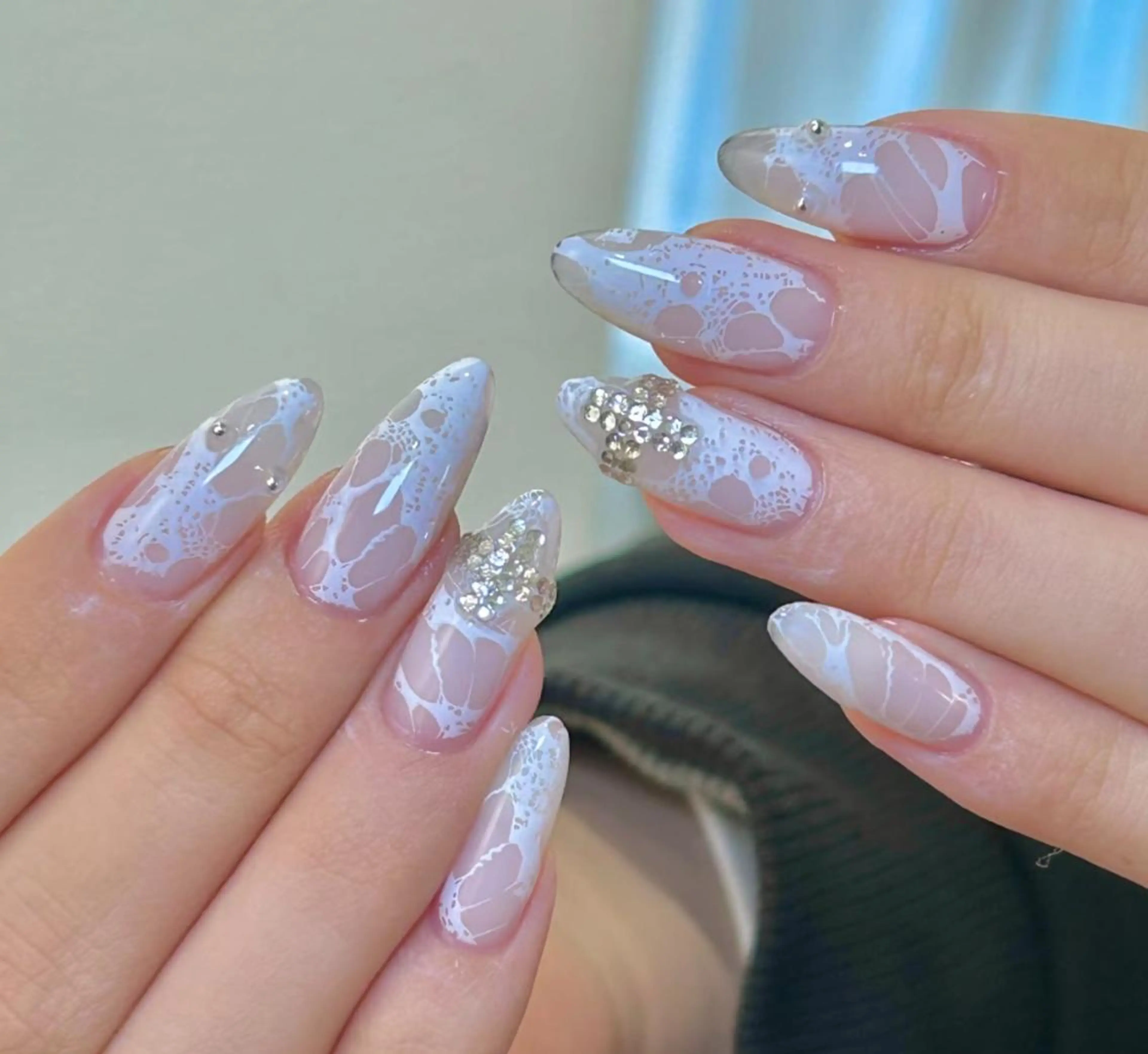 ネイル ハンドネイル 🎀 KiKi_nailのネイルデザイン