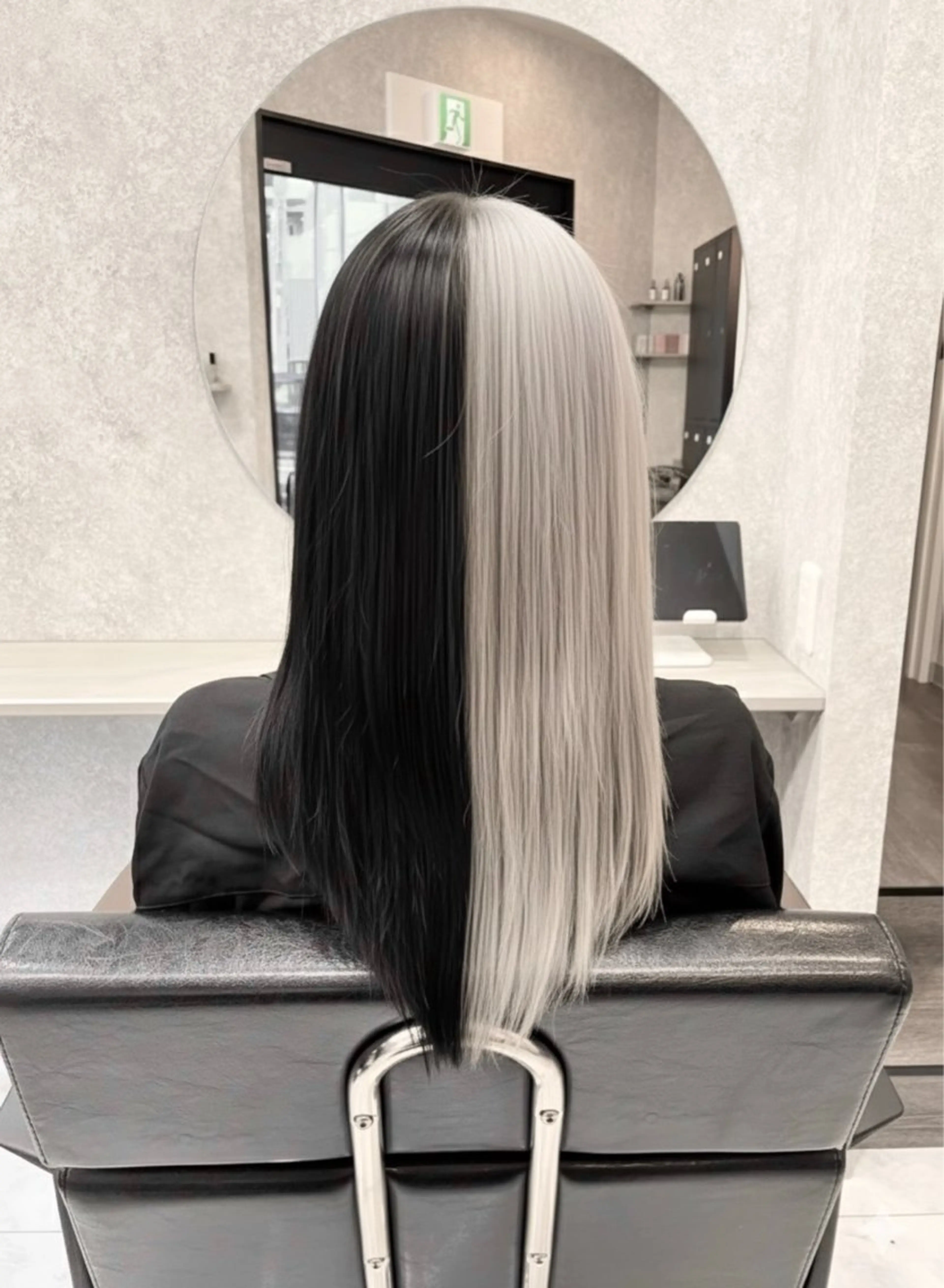 セミロング 🦋ハイトーン🦋 石山 希理🦋のヘアスタイル