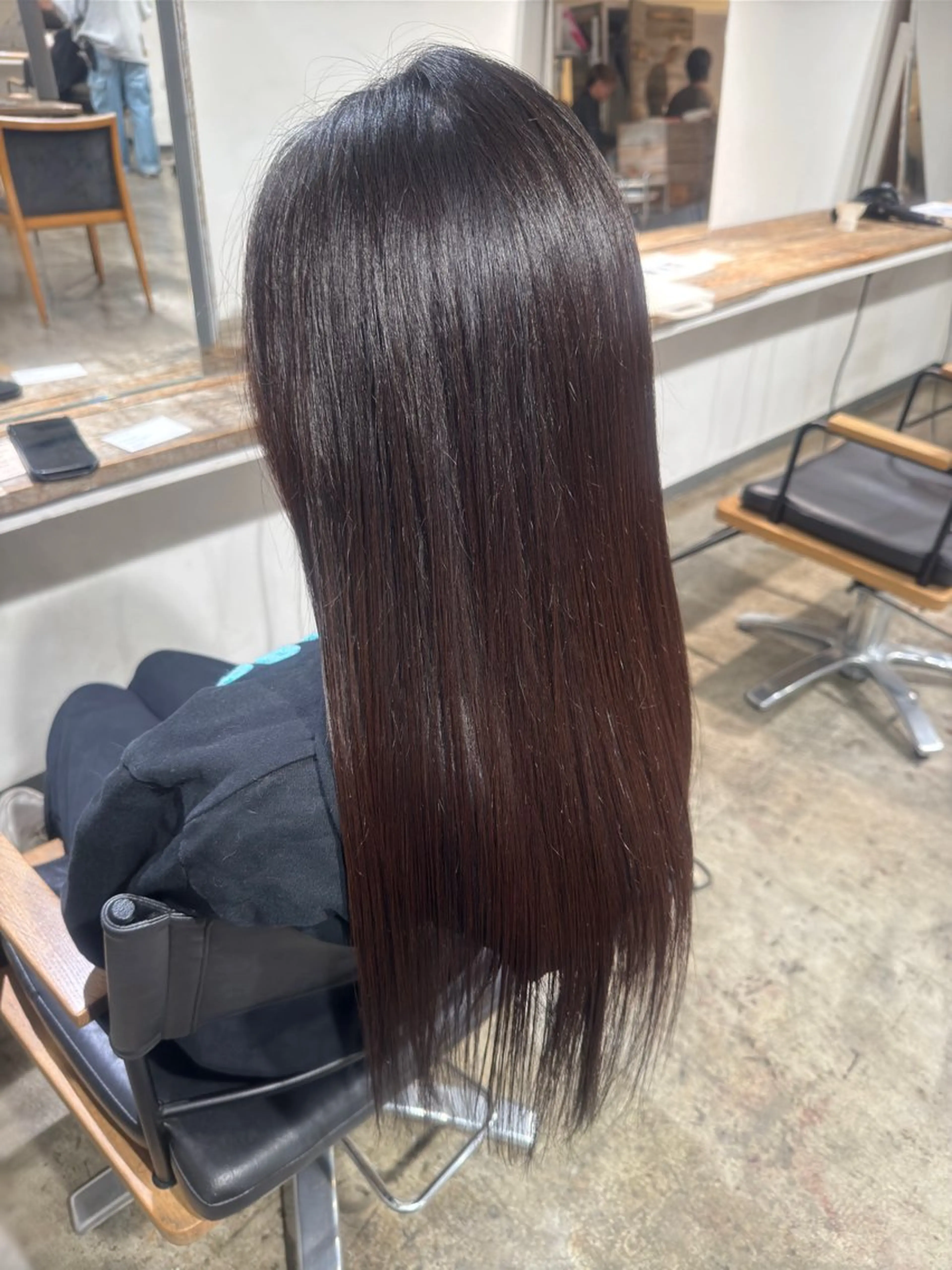 ロング 🫟ブリーチモデル/ 艶カラー /みきのヘアスタイル