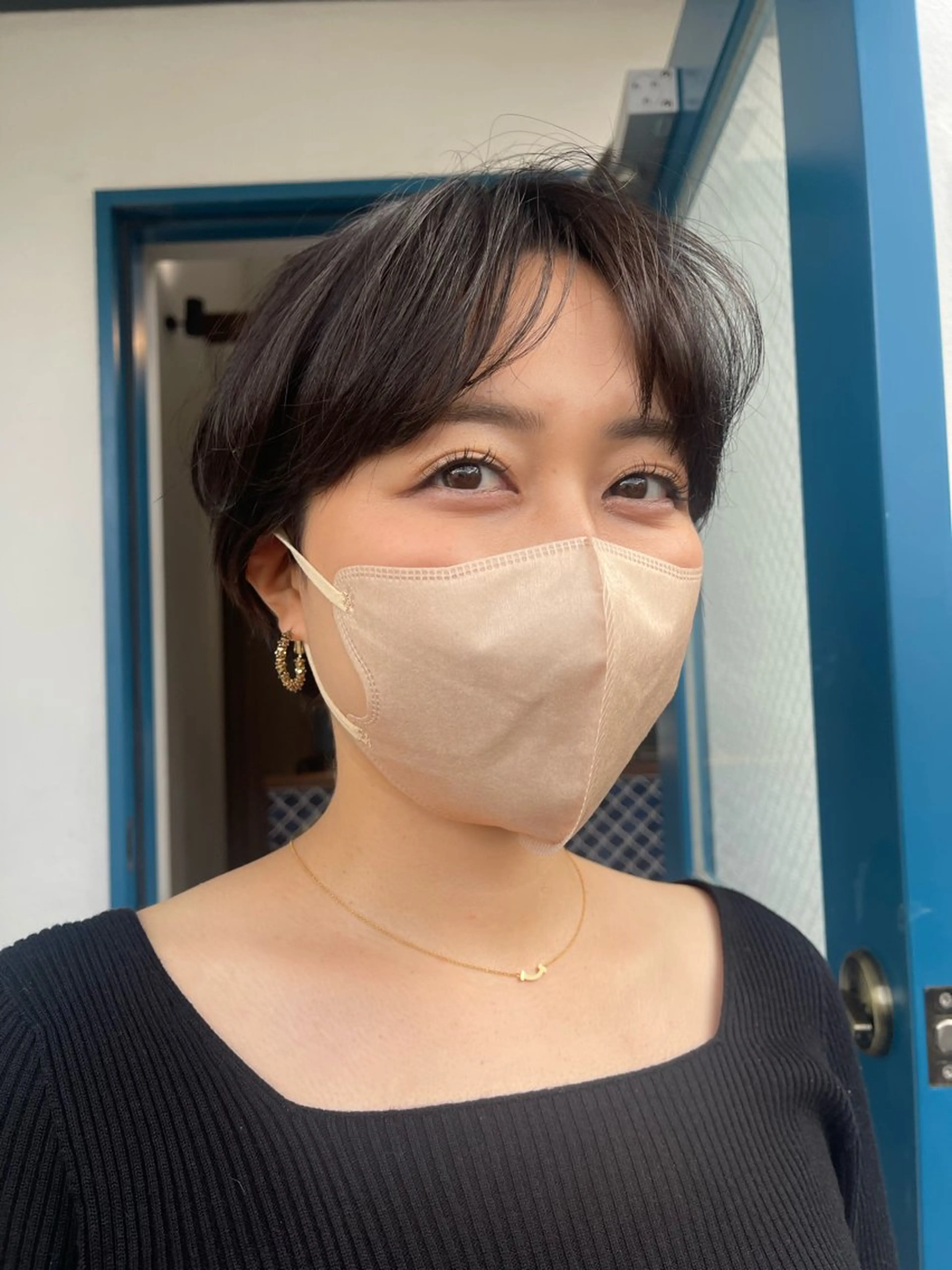 ショート カラー 赤みゼロ 🤎柔ベージュのヘアスタイル