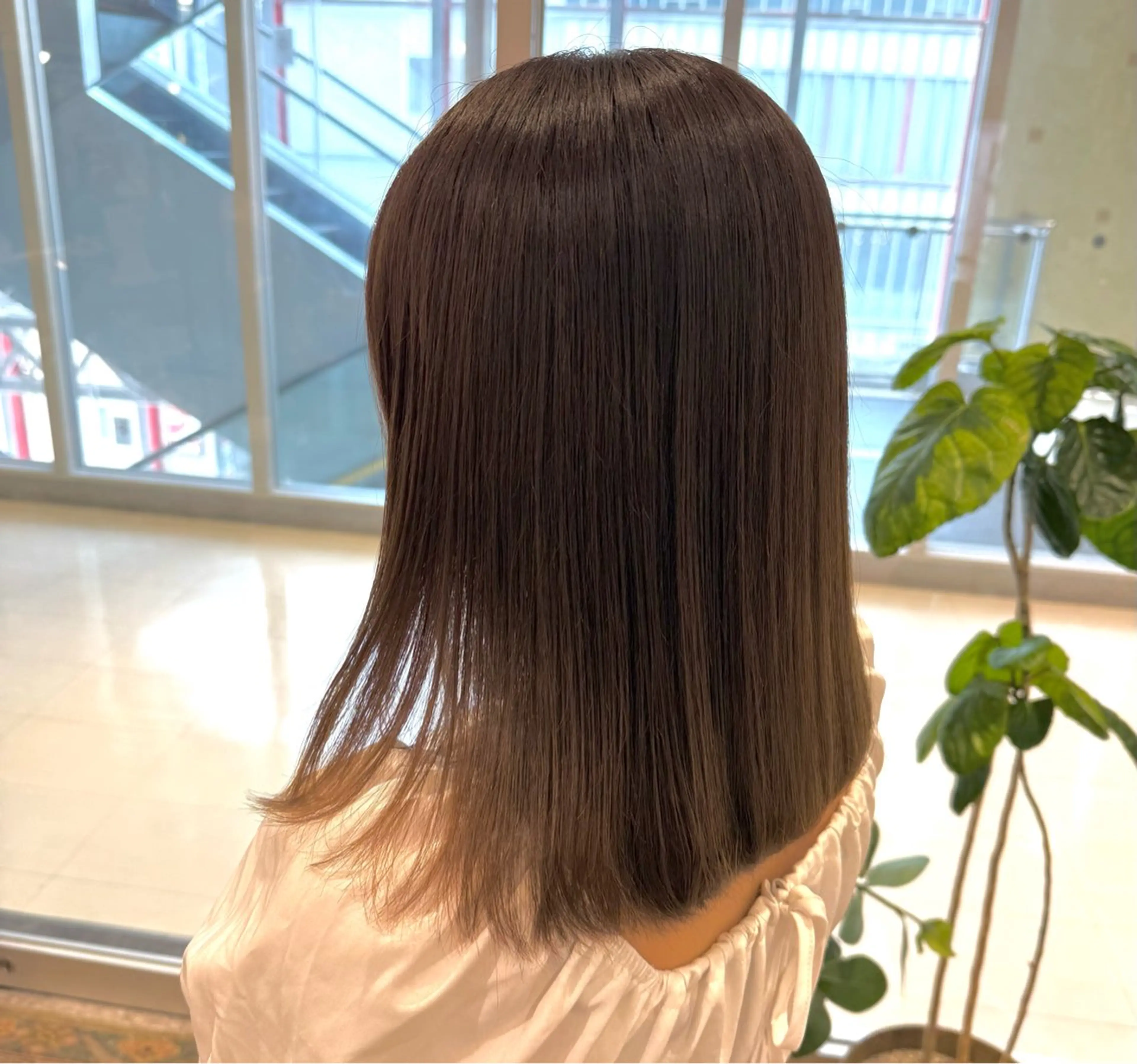 セミロング カラー 💎寒色特化💎 透明感カラーみきのヘアスタイル