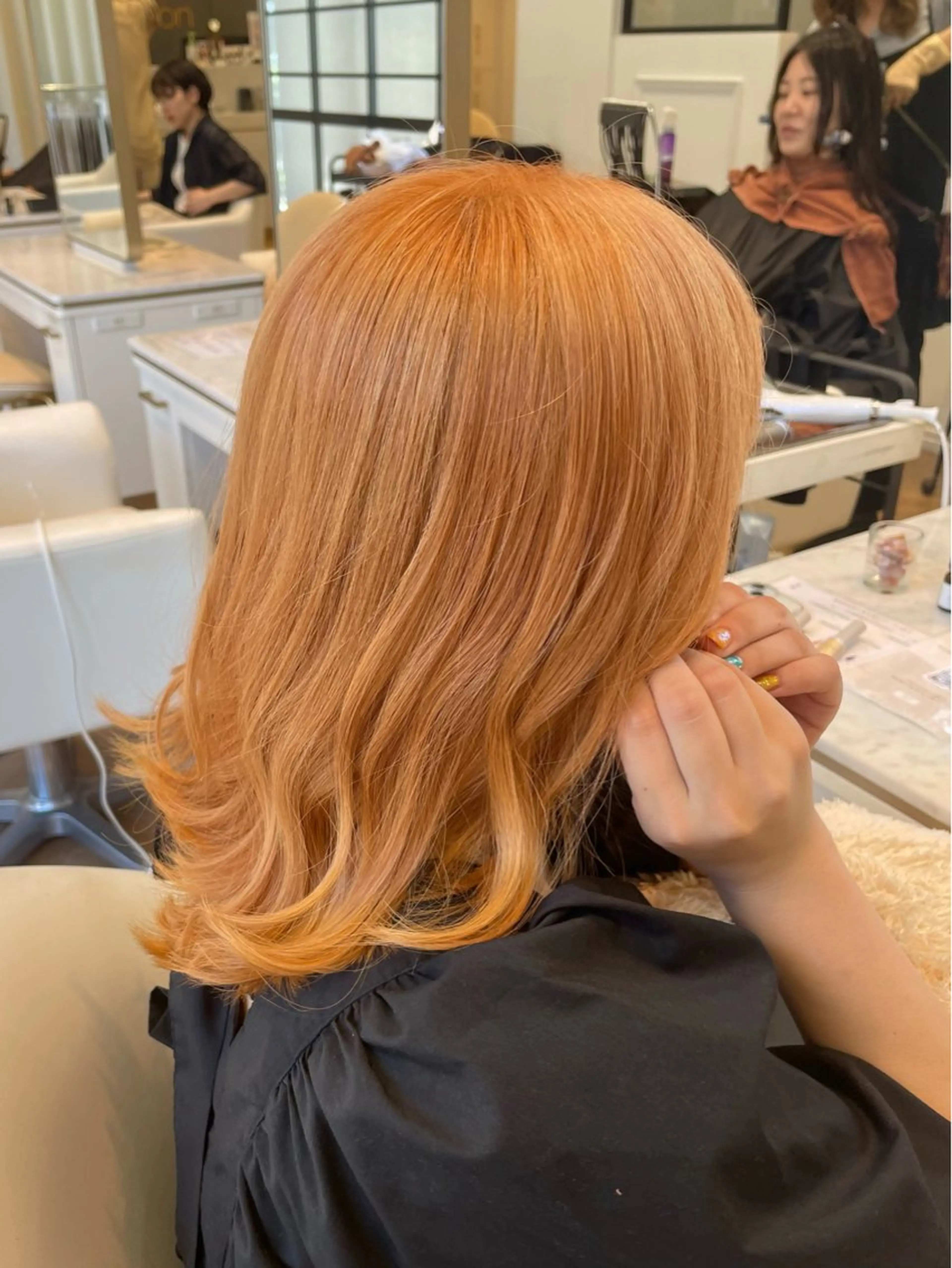 カラー ヘアカラー ELLE salon サエのヘアスタイル
