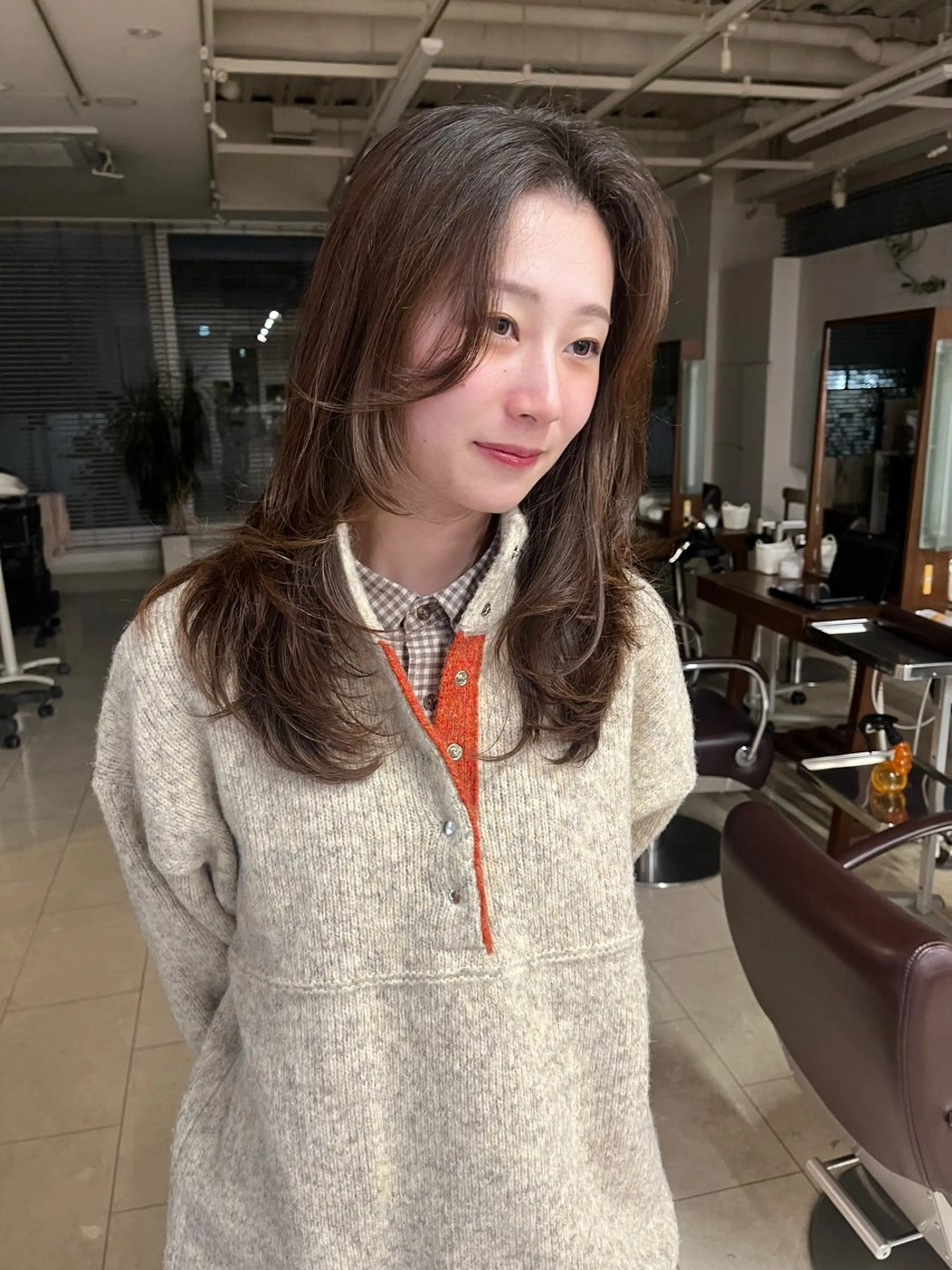 セミロング レイヤーカット カット ヘアカラー kchiara所属・yura /レイヤーカットのヘアスタイル