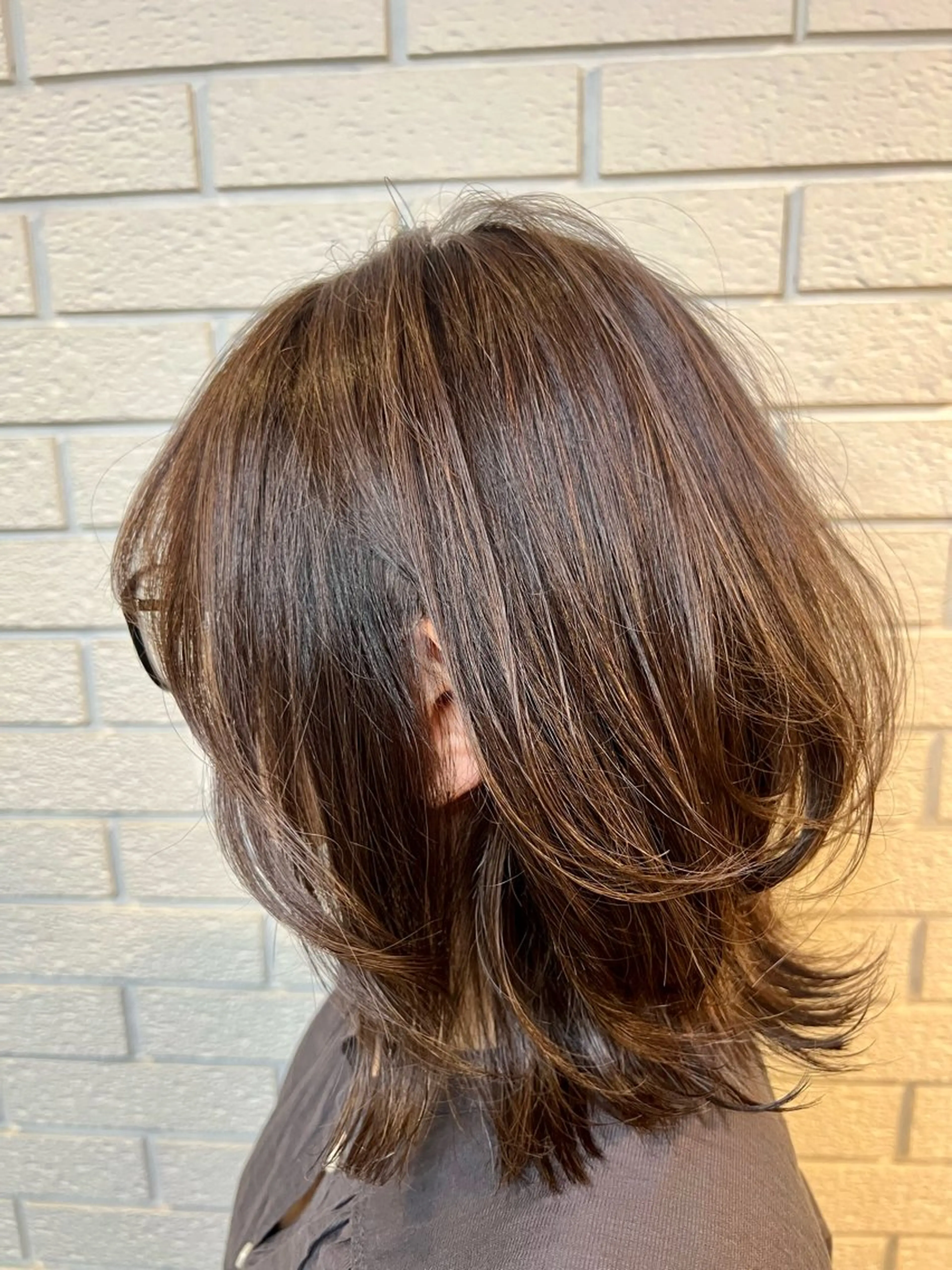 ミディアム カラー ベージュカラー ブリーチ ケアブリーチ 透明感カラー ハイライトカラー 髪質改善✨艶カラー MASAYAのヘアスタイル