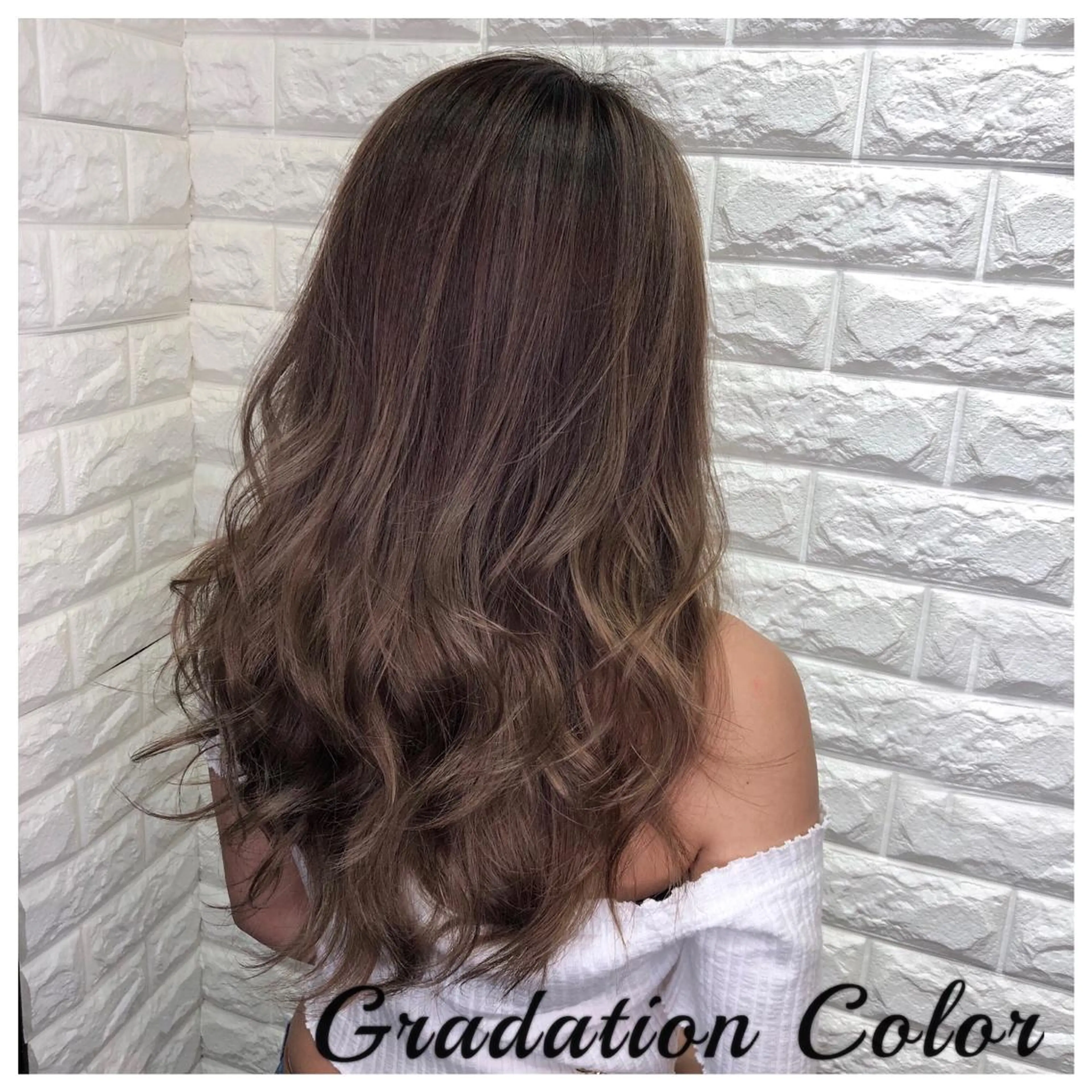 ロング カラー EGAO所属・yuuka🌻 ハイライト/艶カラーのヘアスタイル