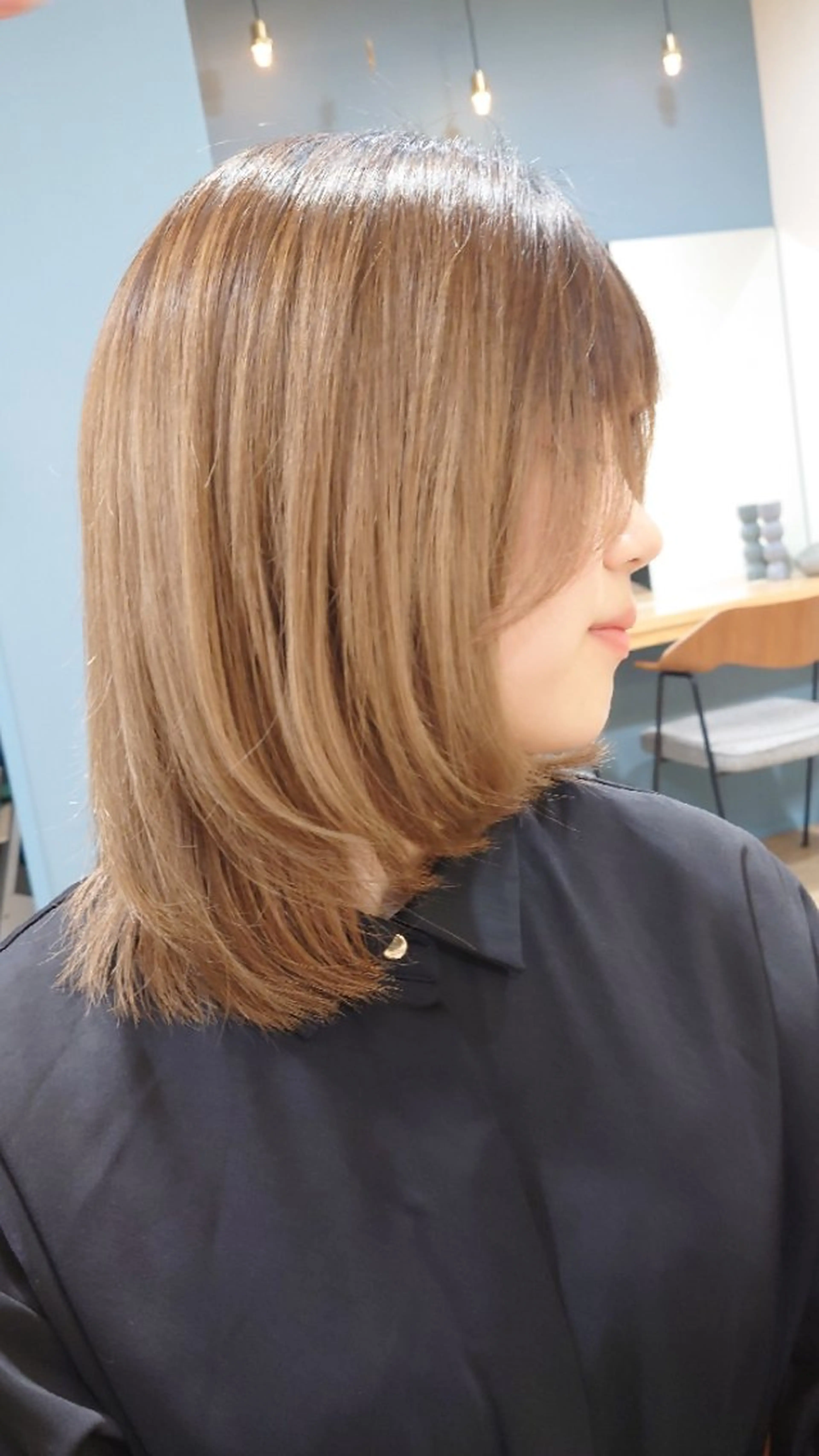 ミディアム カラー レイヤーカット カット ヘアカラー CESLIONS祐天寺所属・田中将平【 サロンマネージャー】のヘアスタイル