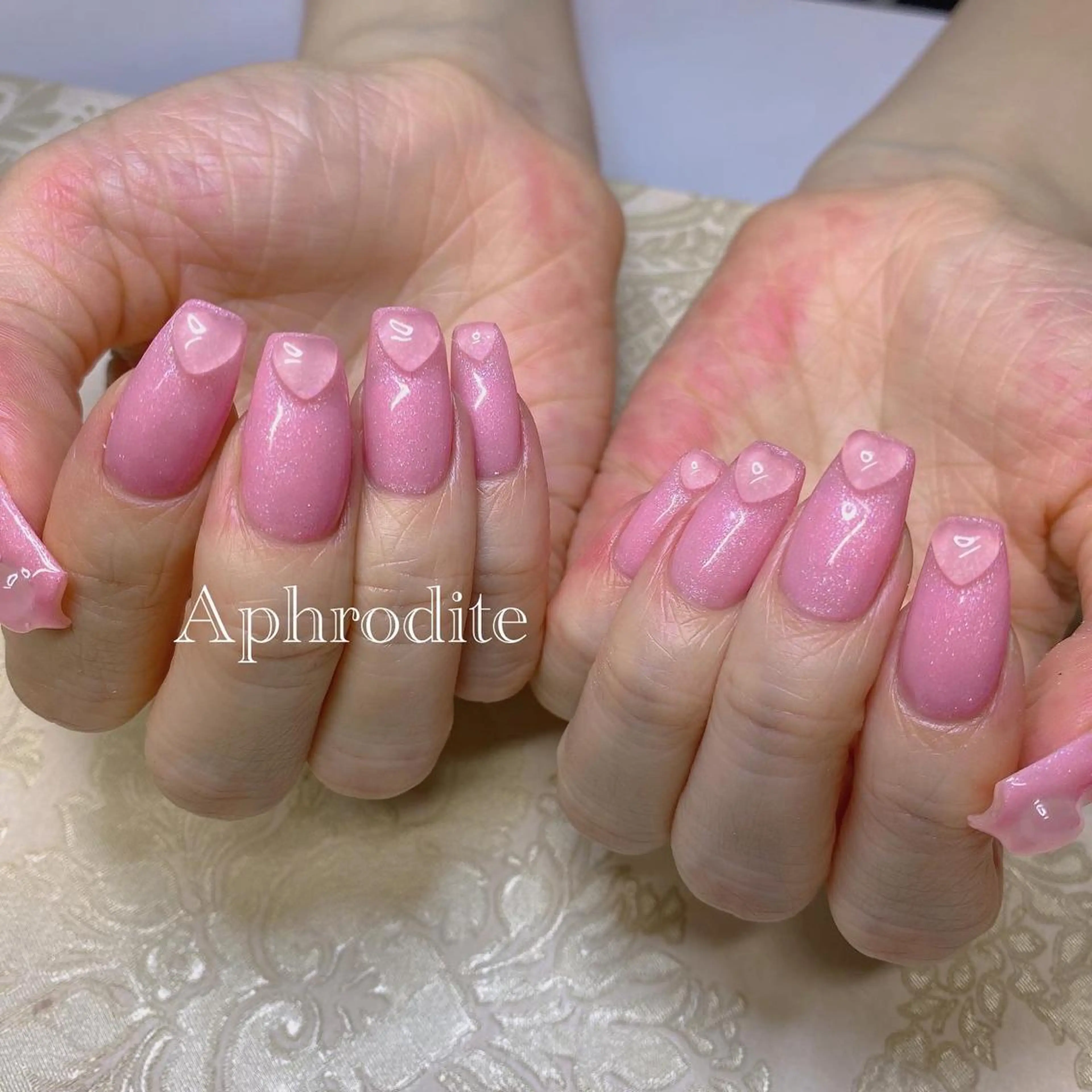 ネイル Aphrodite パラジェル認定サロンのネイルデザイン