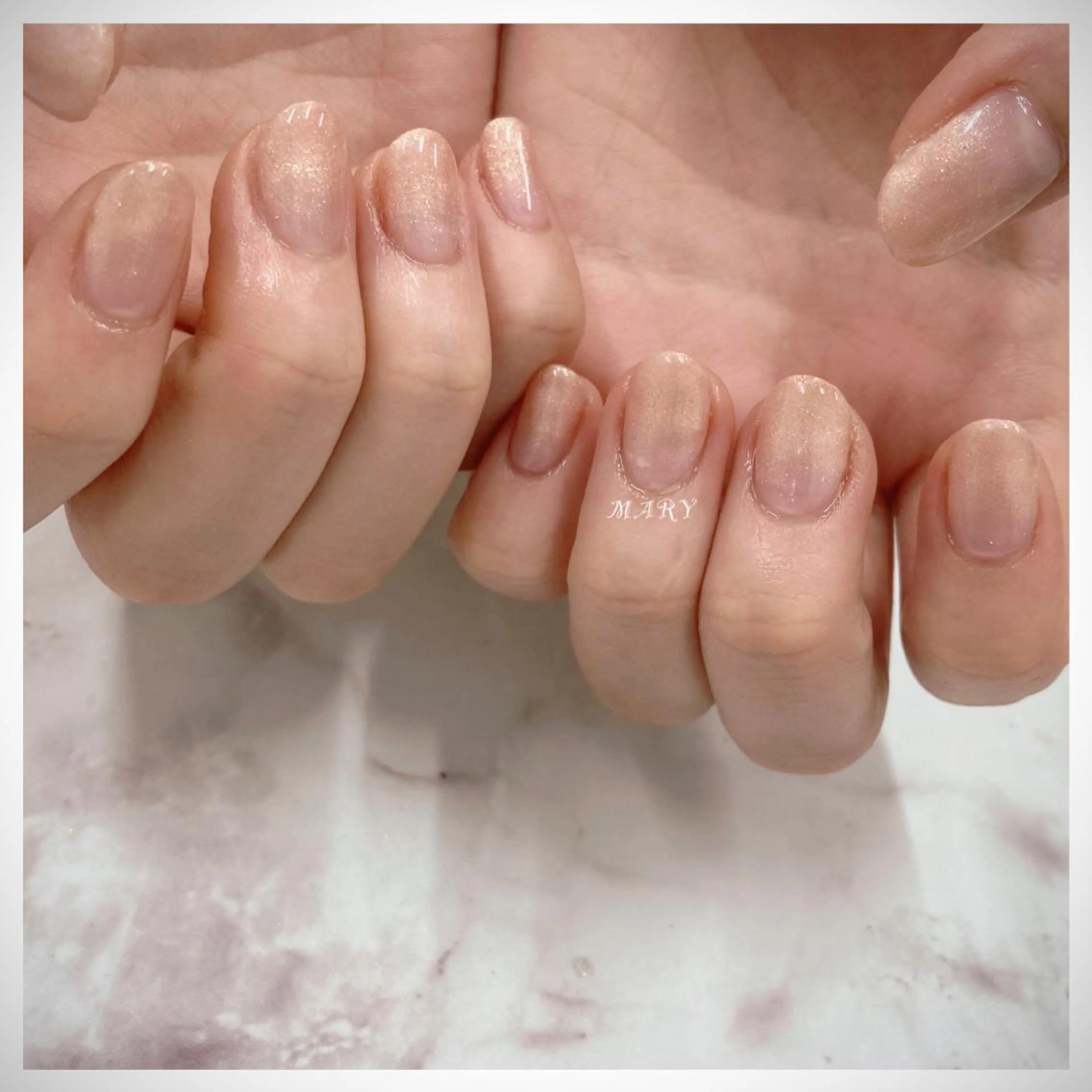 ネイル グラデーション ニュアンスネイル オフィスネイル ピンク シンプルネイル ハンドネイル Mary nail所属・Mary nail .narumiのネイルデザイン