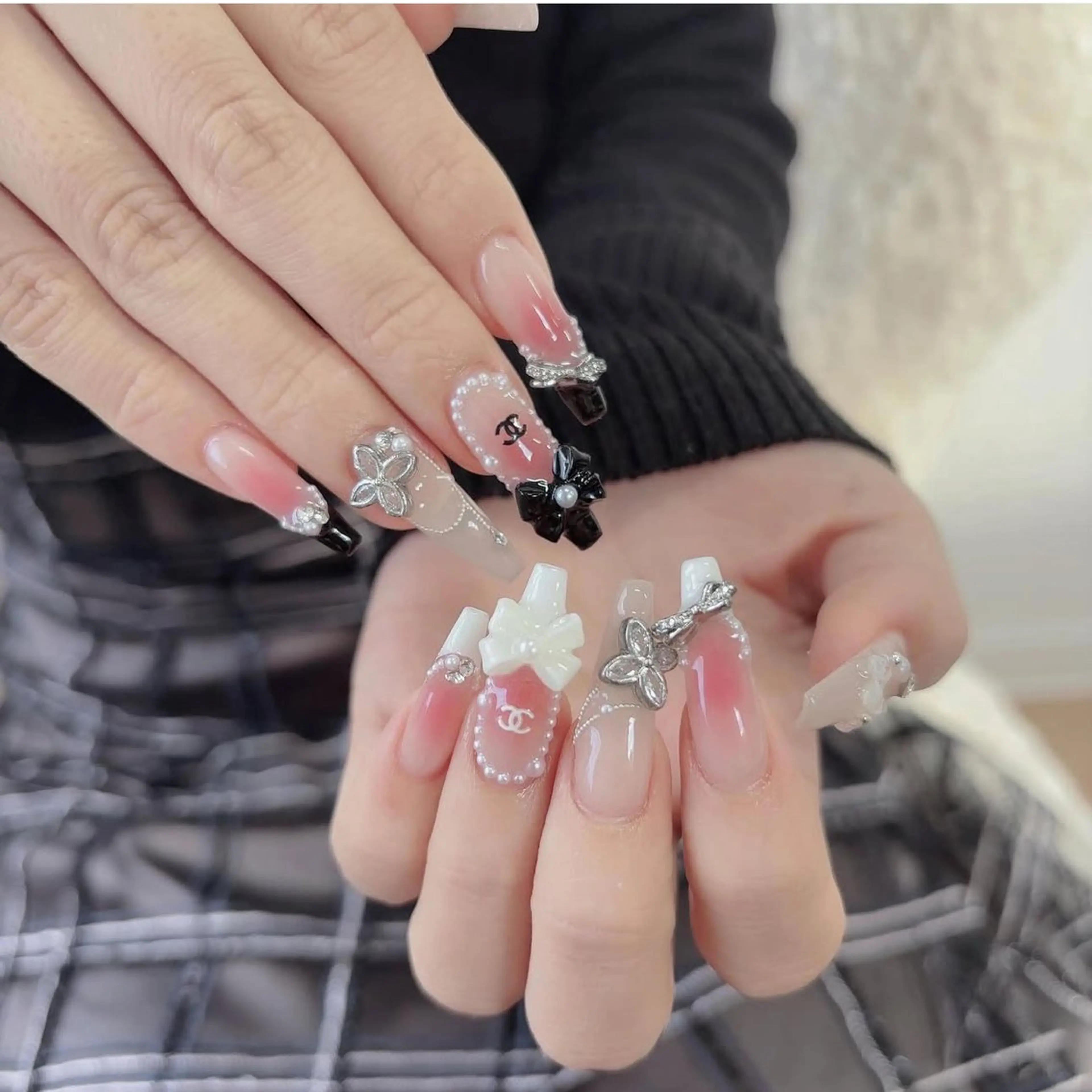 持ち込みデザイン、10本やり放題、パーツ付け放題(オフなし)の写真