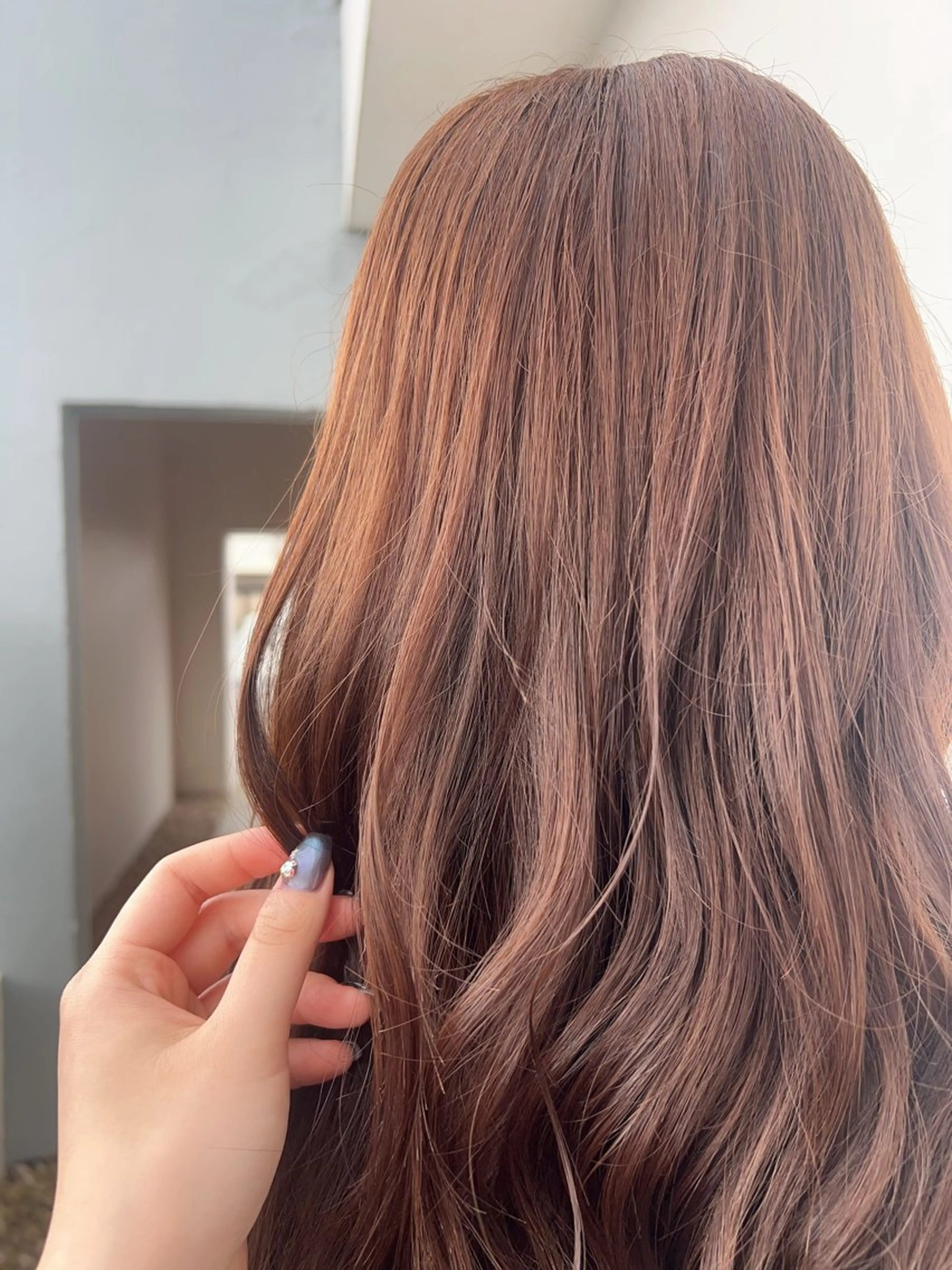 カラー ブリーチ ブラウンカラー 透明感カラー ブリーチなしカラー 末廣 結音のヘアスタイル