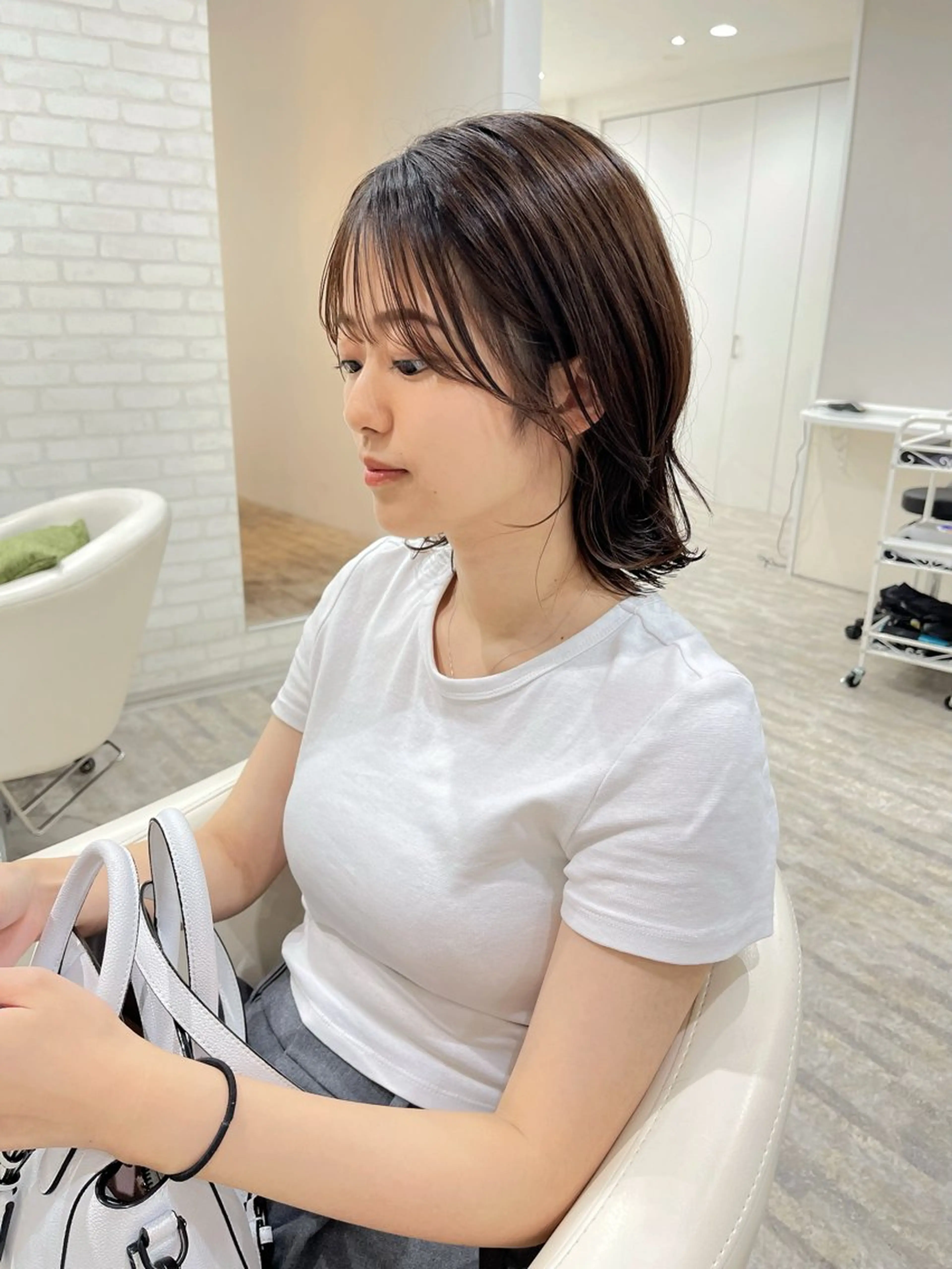 ミディアム ボブ くびれヘア Realme京都四条烏丸ドゥエ所属・馬込 祝生のヘアスタイル