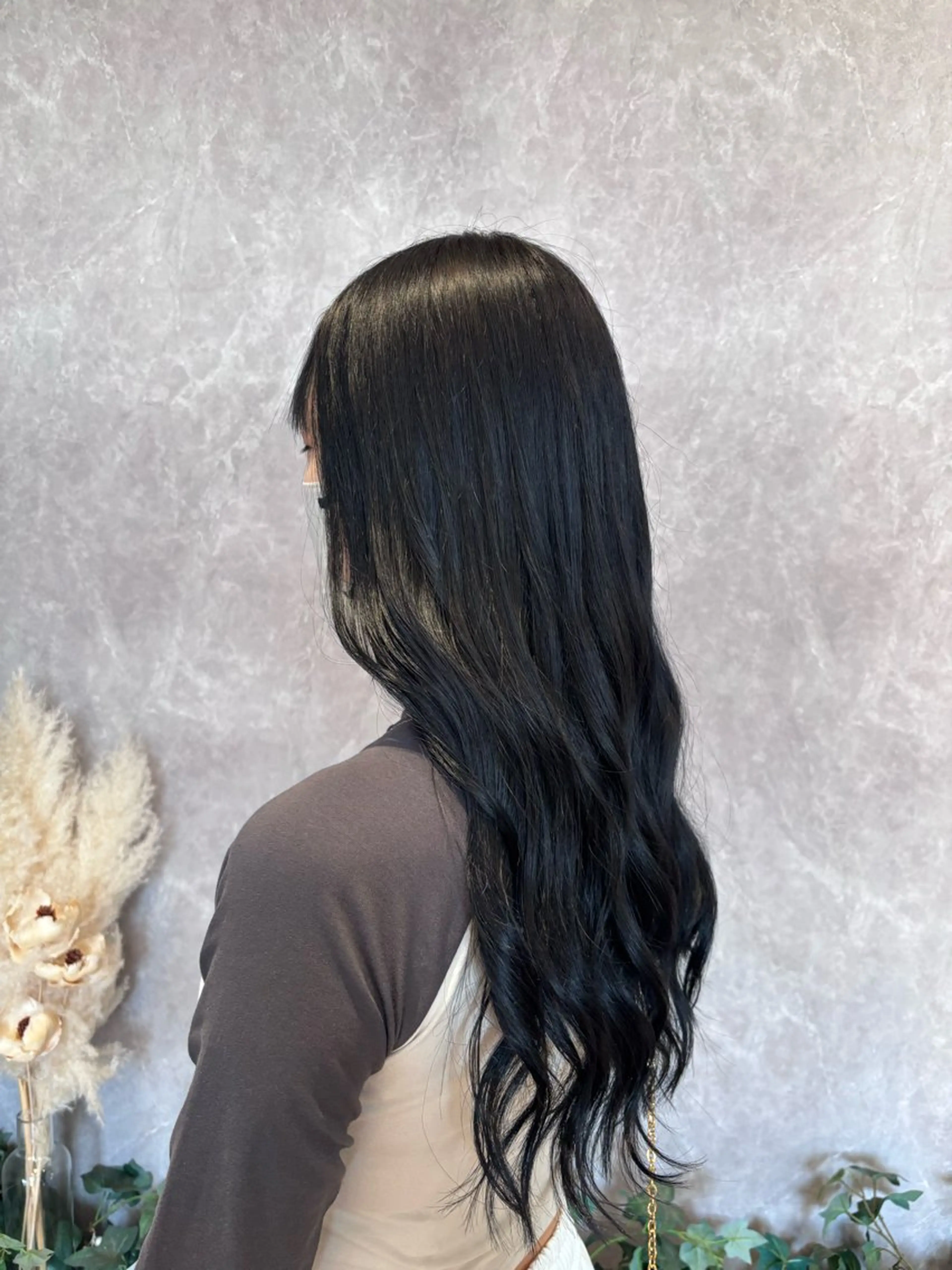 ロング カラー 黒髪 ブルーカラー ブルーブラック radiant nakamuraのヘアスタイル