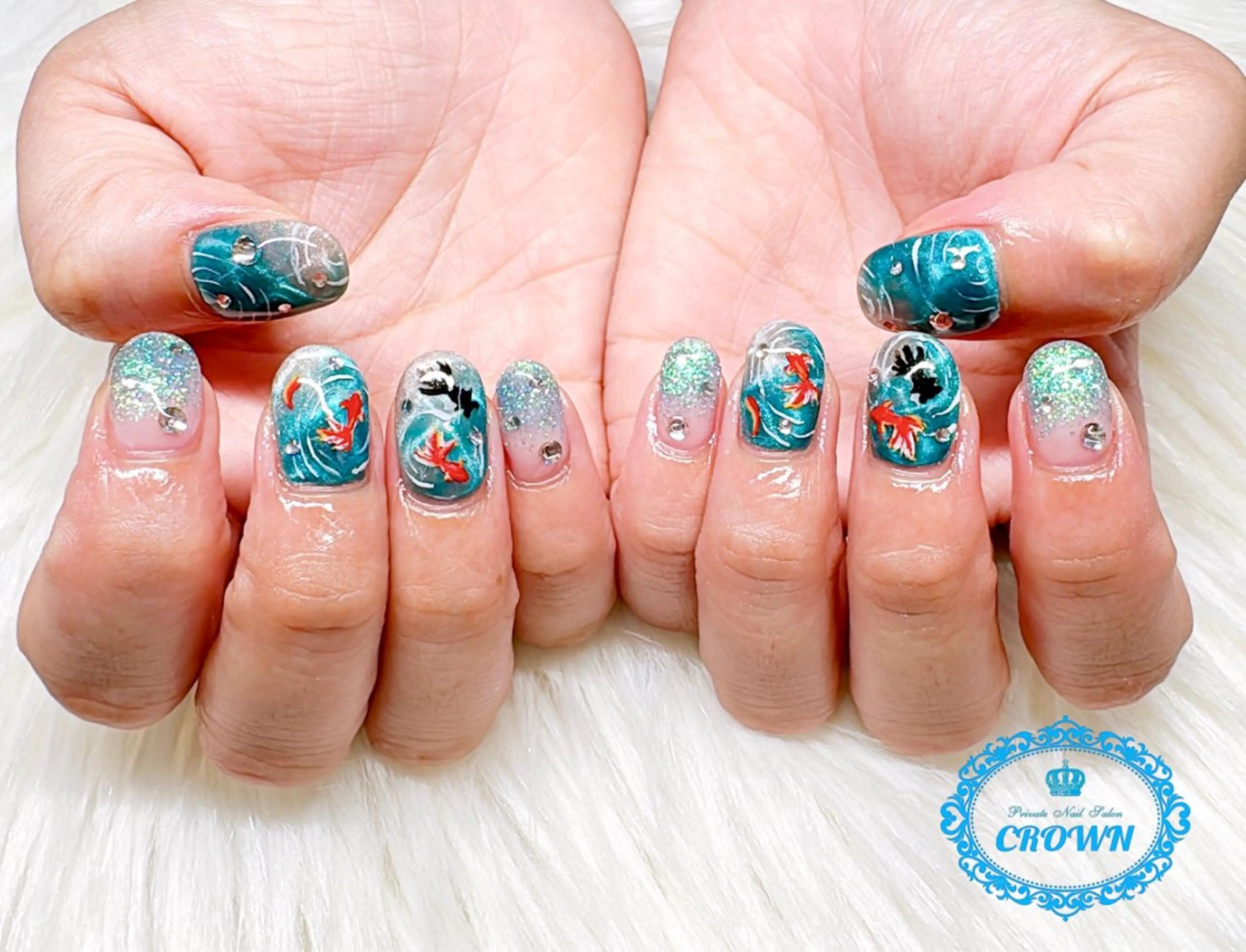 ネイル CROWN プライベートサロンのネイルデザイン