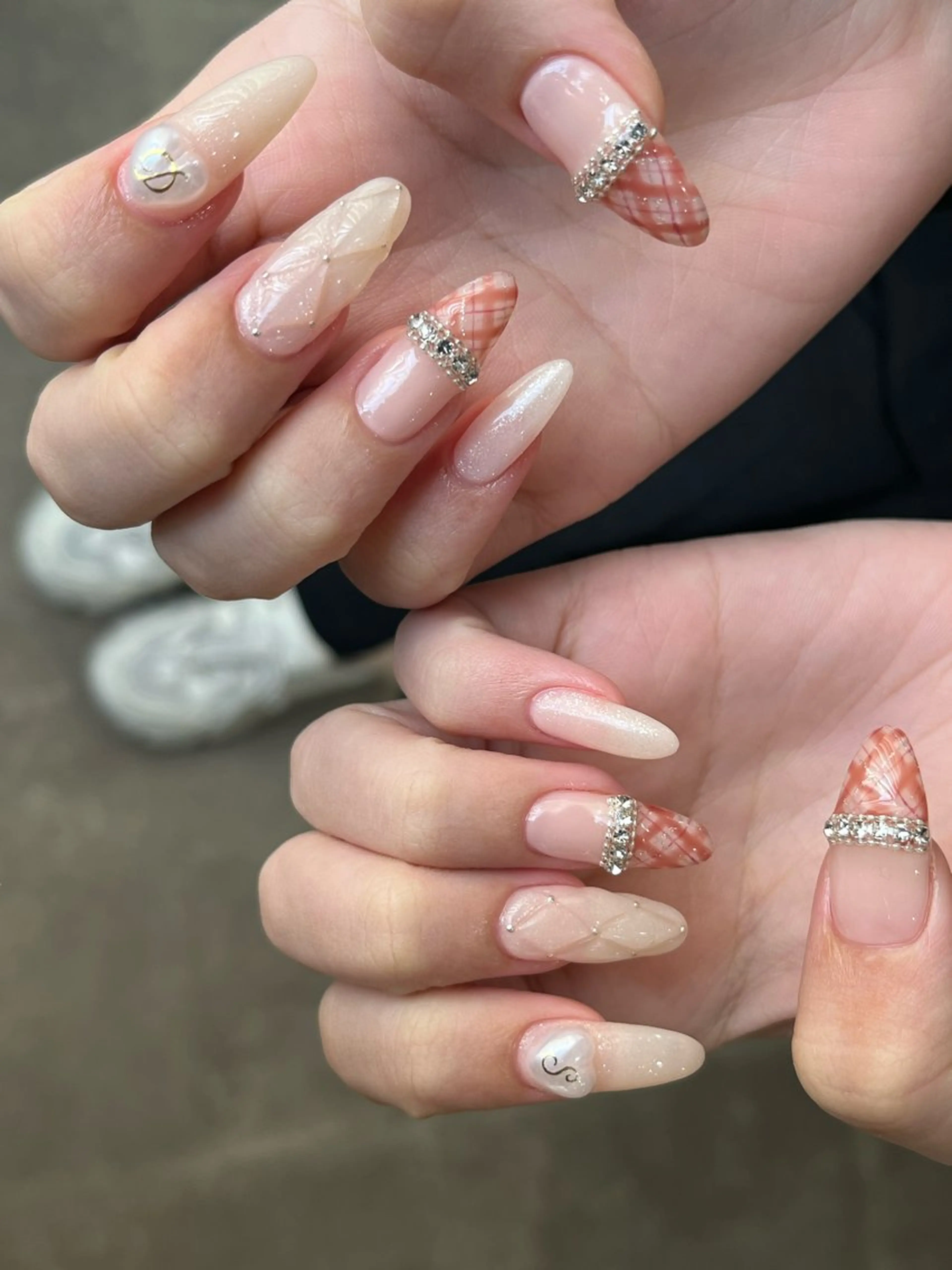 ネイル ハンドネイル repos 金山ネイルサロンのネイルデザイン