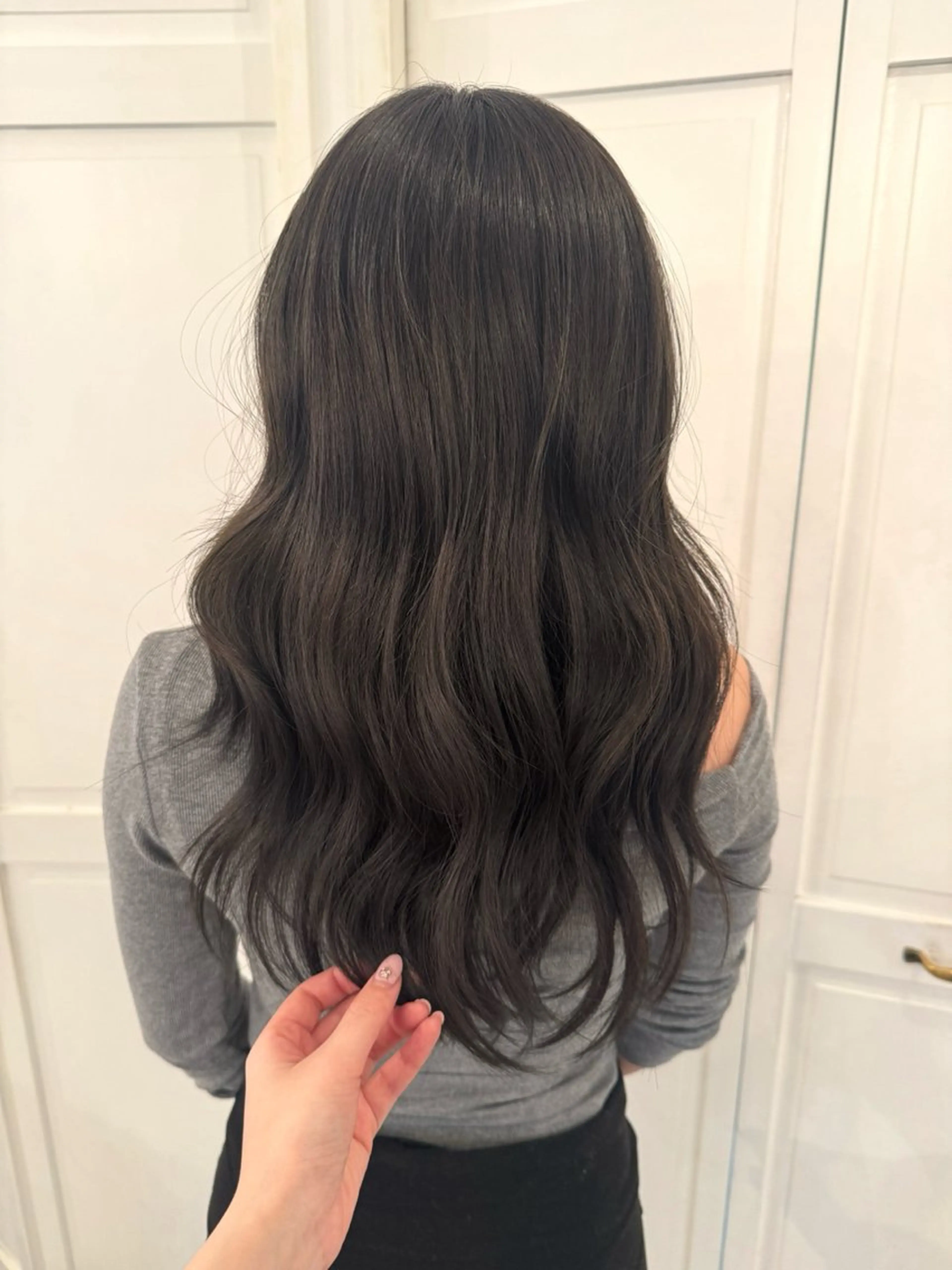 カラー ヘアカラー ブリーチカラー🎀 韓国風/寺門美優のヘアスタイル