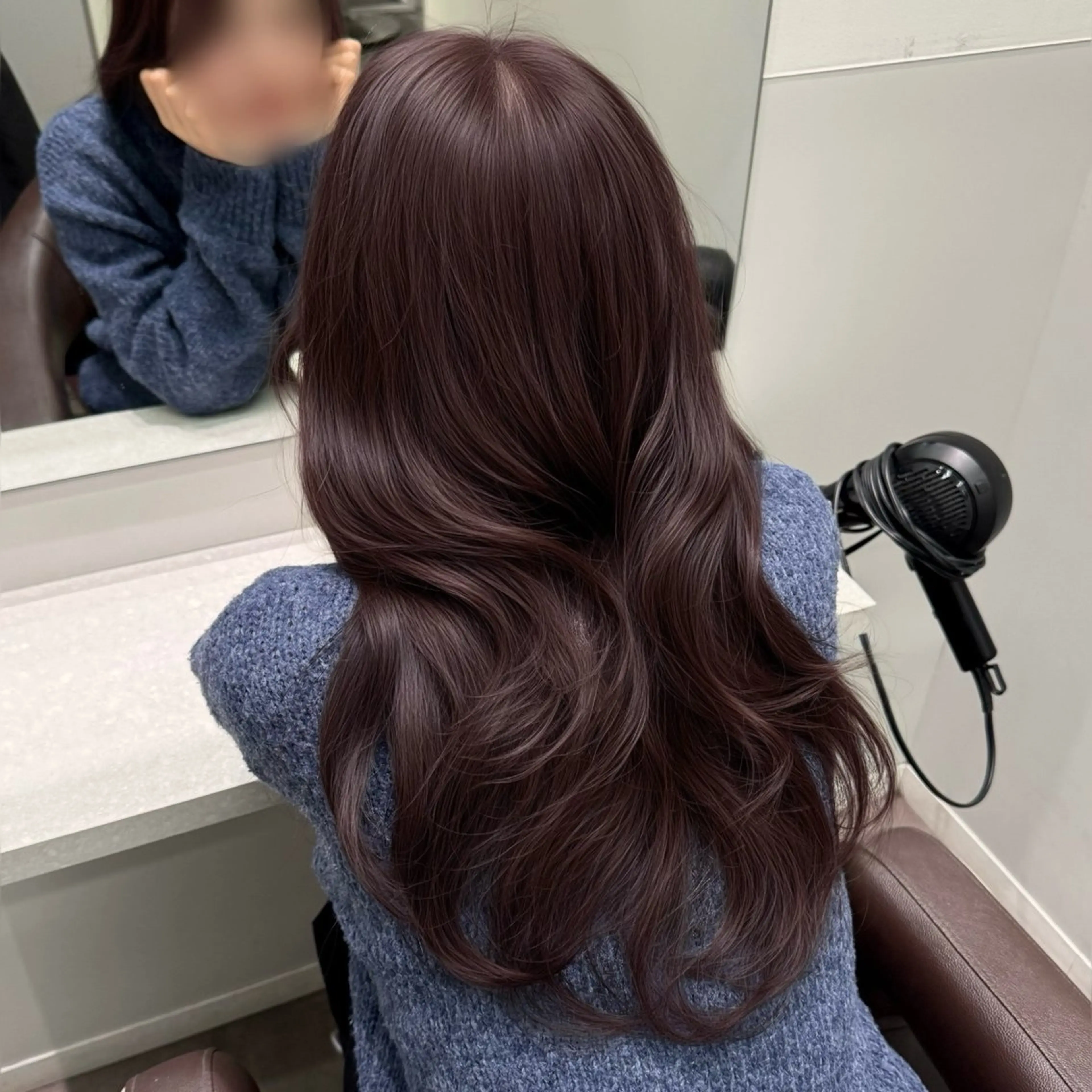 ロング カラー ヘアカラー SALOWIN銀座六丁目店所属・津田 怜果のヘアスタイル