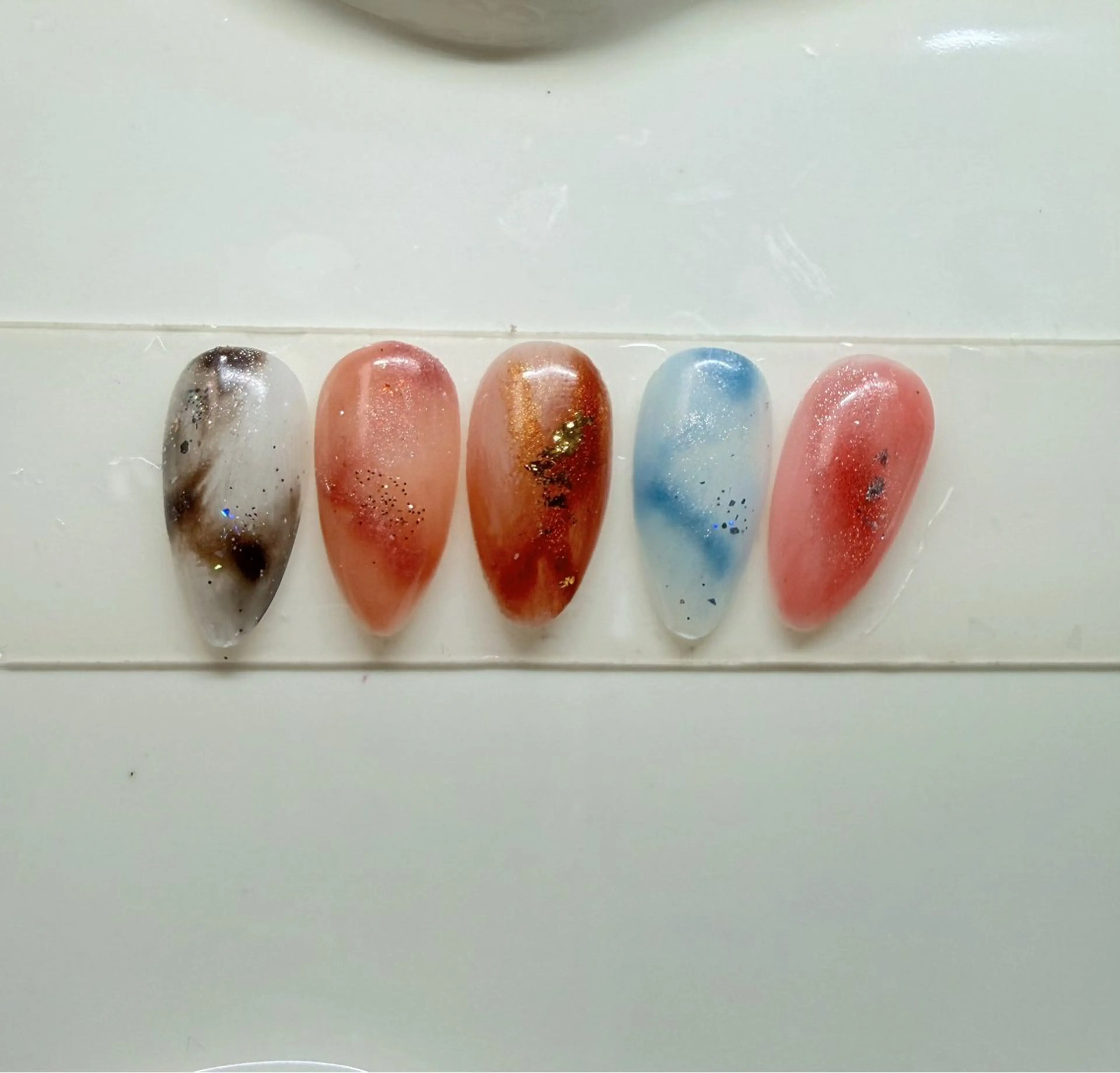 ネイル ハンドネイル ハンドケア リン リンのネイルデザイン