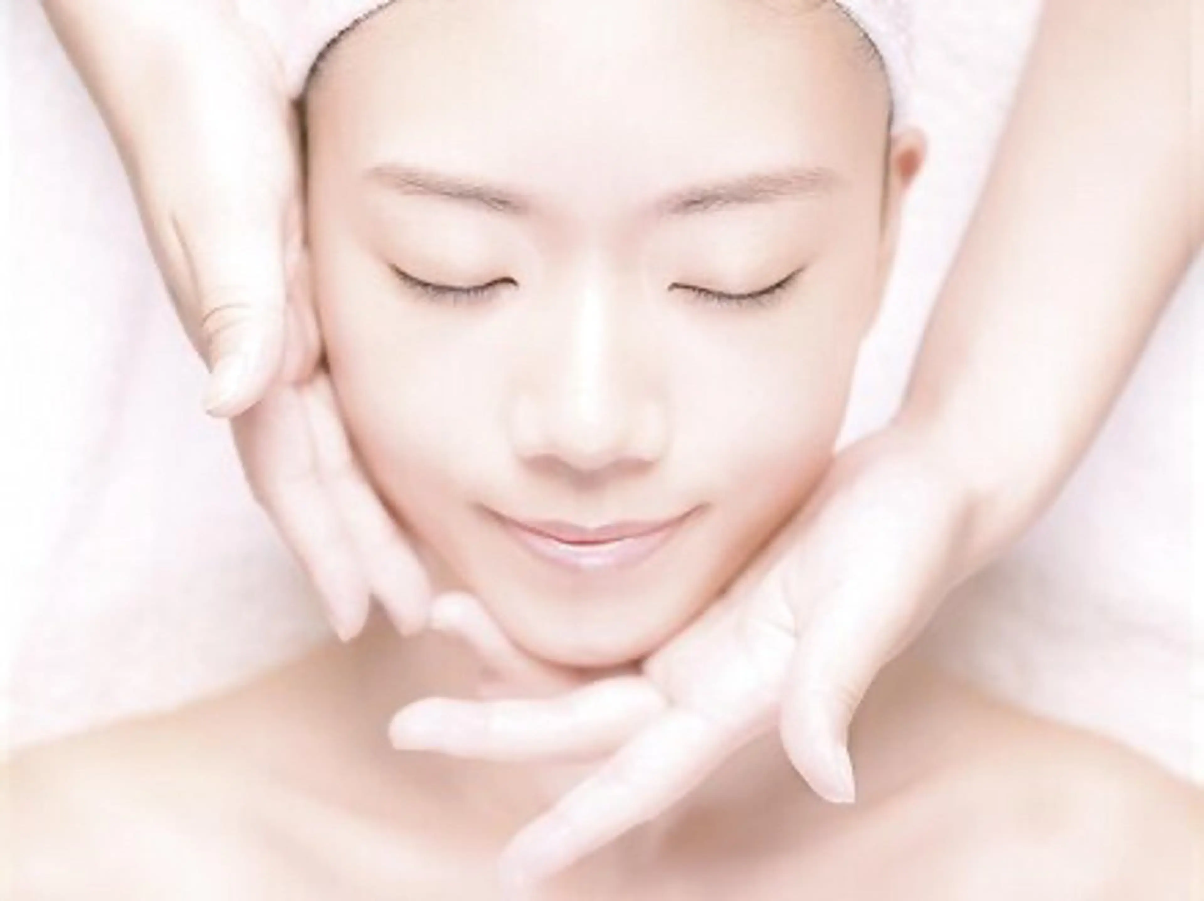 【肌育成】フェイシャルマッサージ🍃の写真