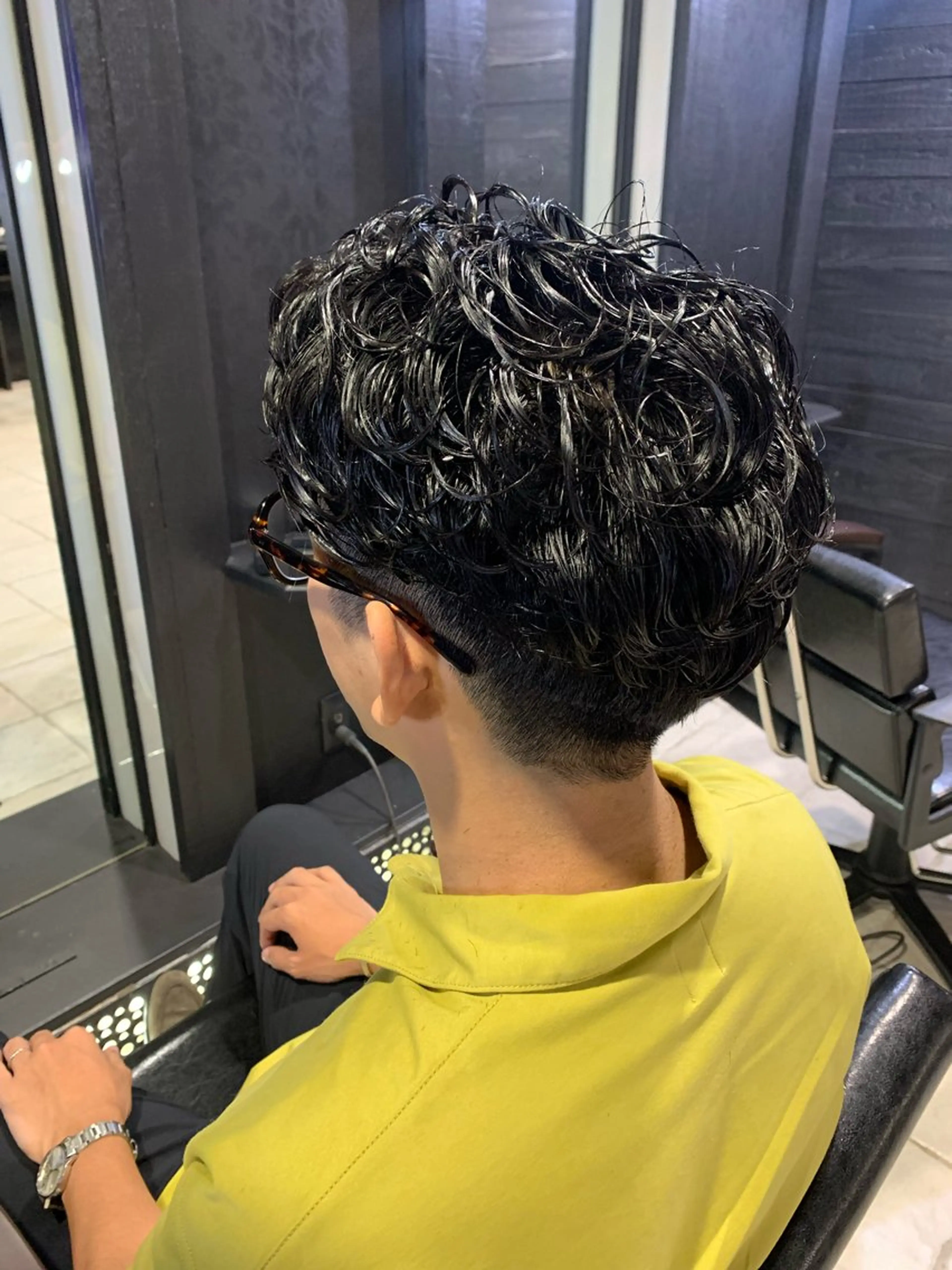 ミディアム メンズ ミディアムパーマ メンズパーマ カット パーマ ヘアセット メンズパーマ/難波/ 心斎橋　室園亮佑のヘアスタイル