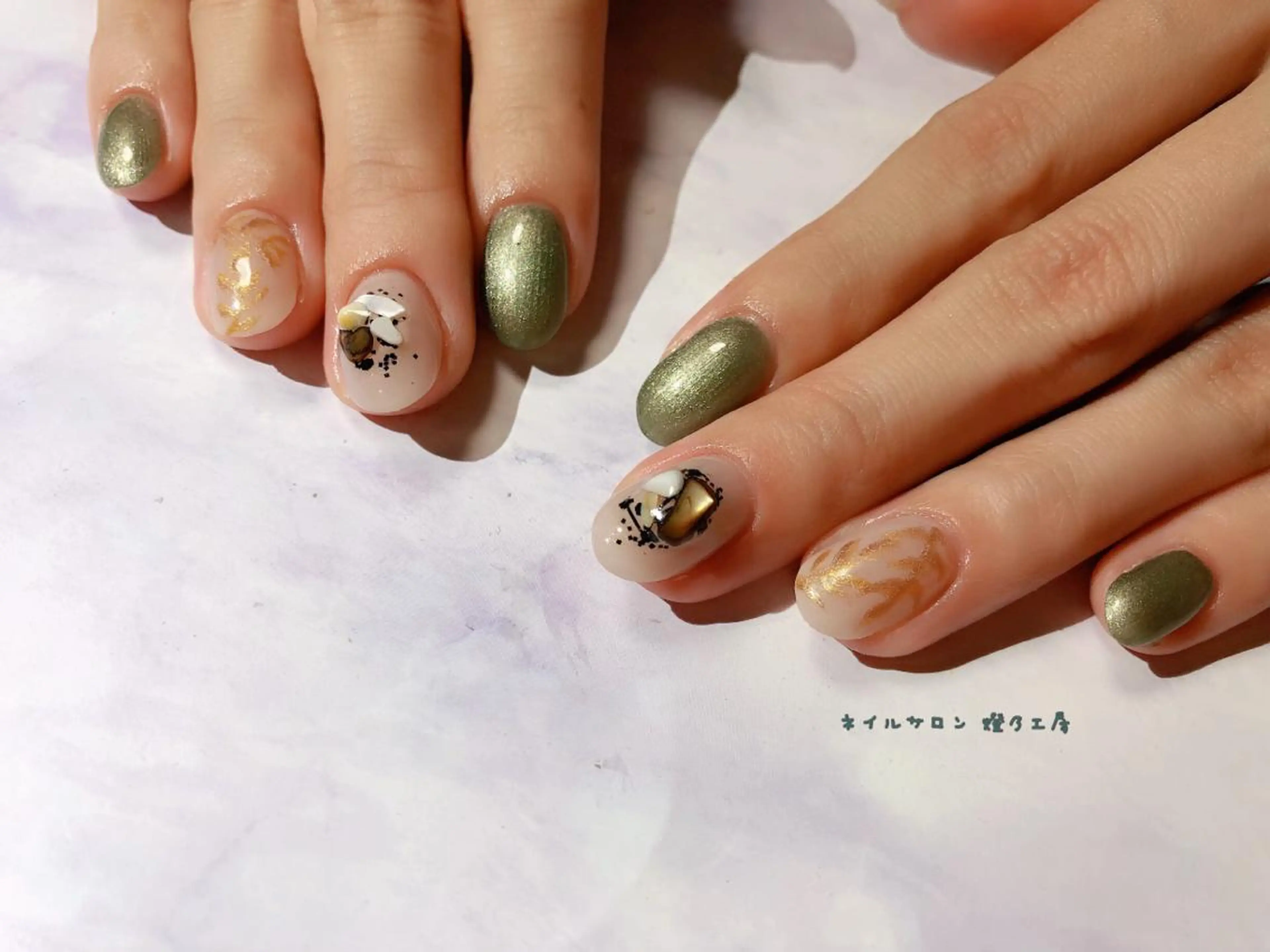 ネイル 伊藤 美里のネイルデザイン