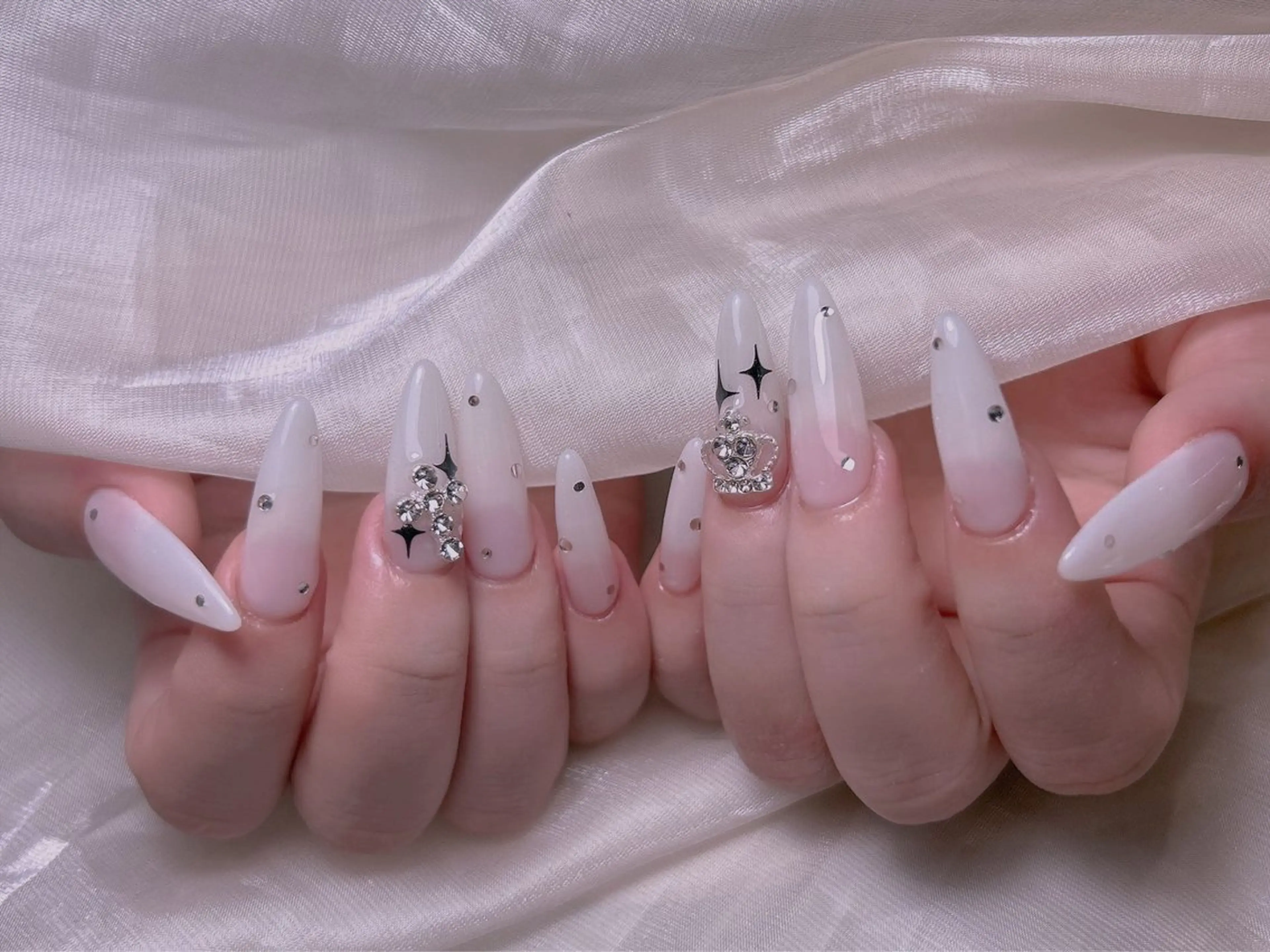 ネイル ハンドネイル リン リンのネイルデザイン