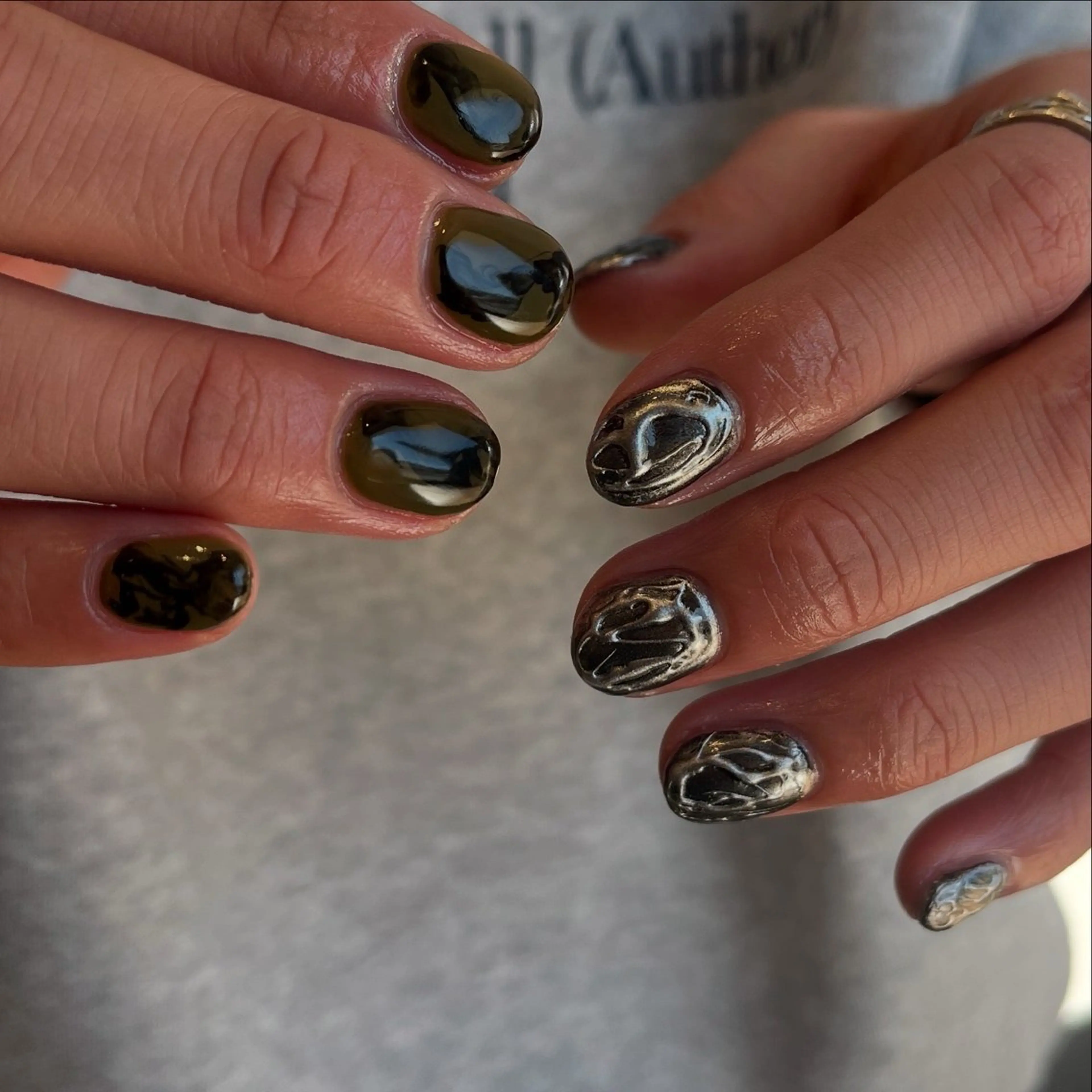 ネイル mano+所属・砂田 はるかのネイルデザイン