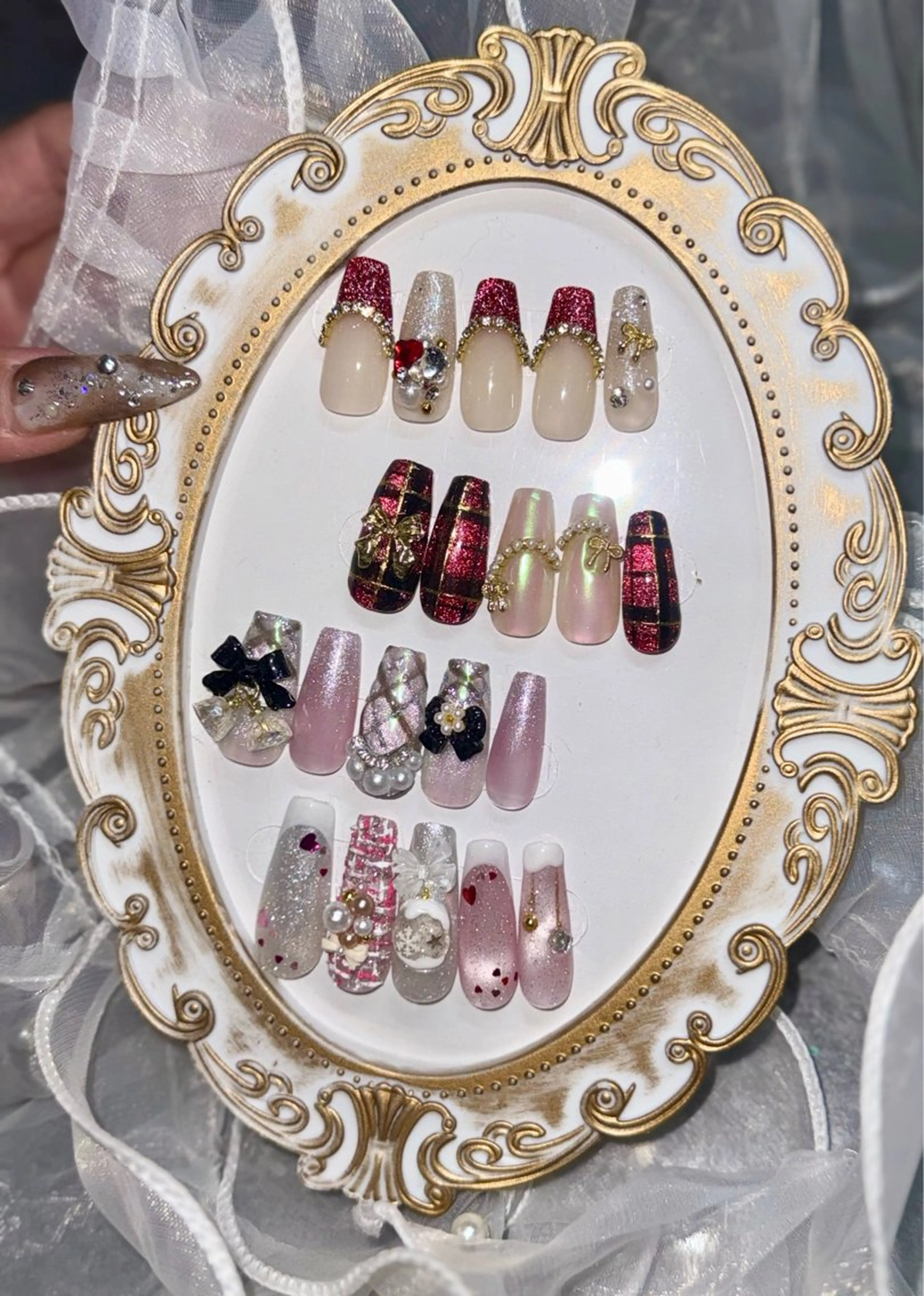 ネイル クリスマス ハンドネイル CREA nailsalonのネイルデザイン