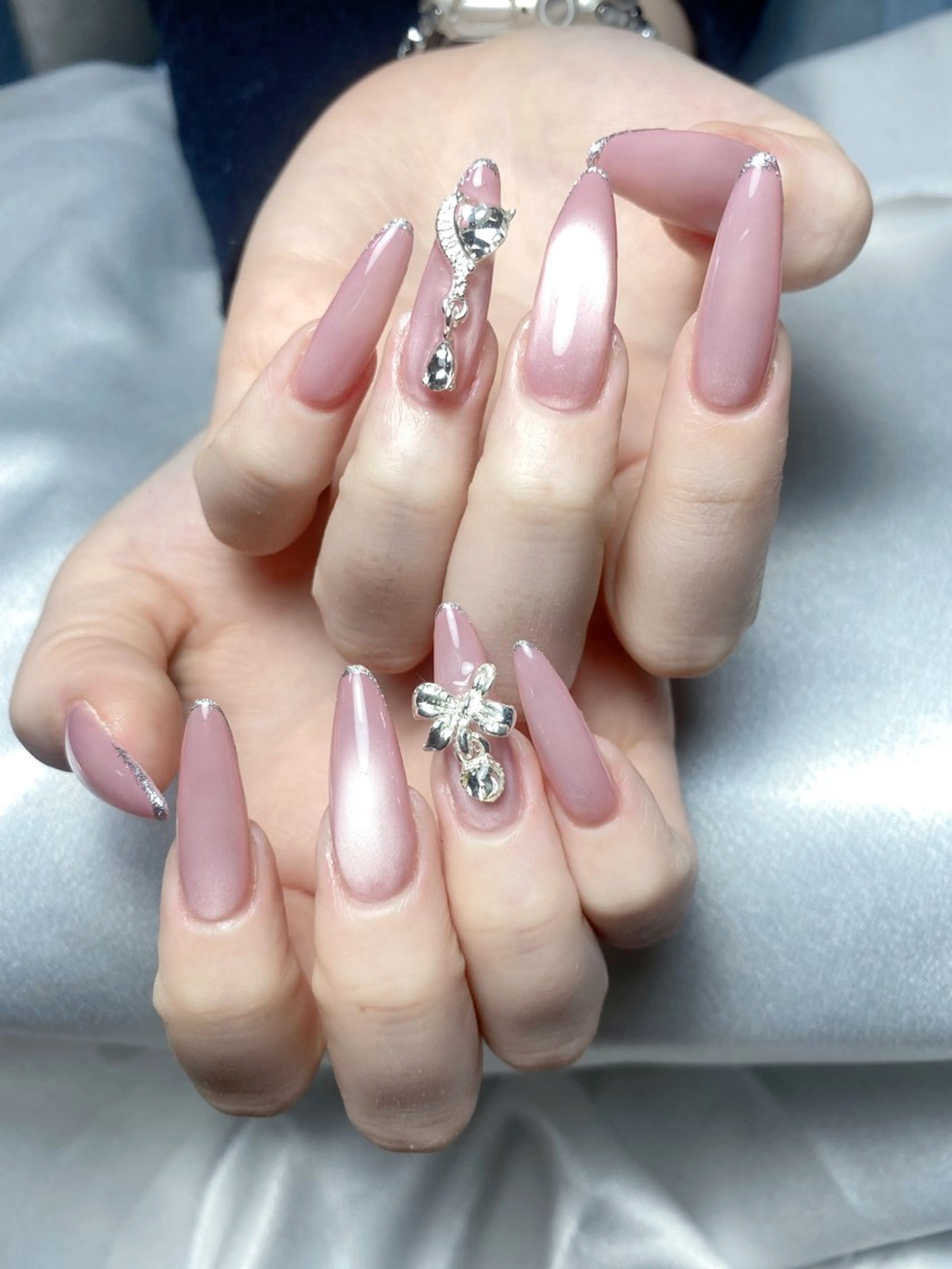 ネイル ハンドネイル Mew_Sanie所属・Sanie Salonのネイルデザイン