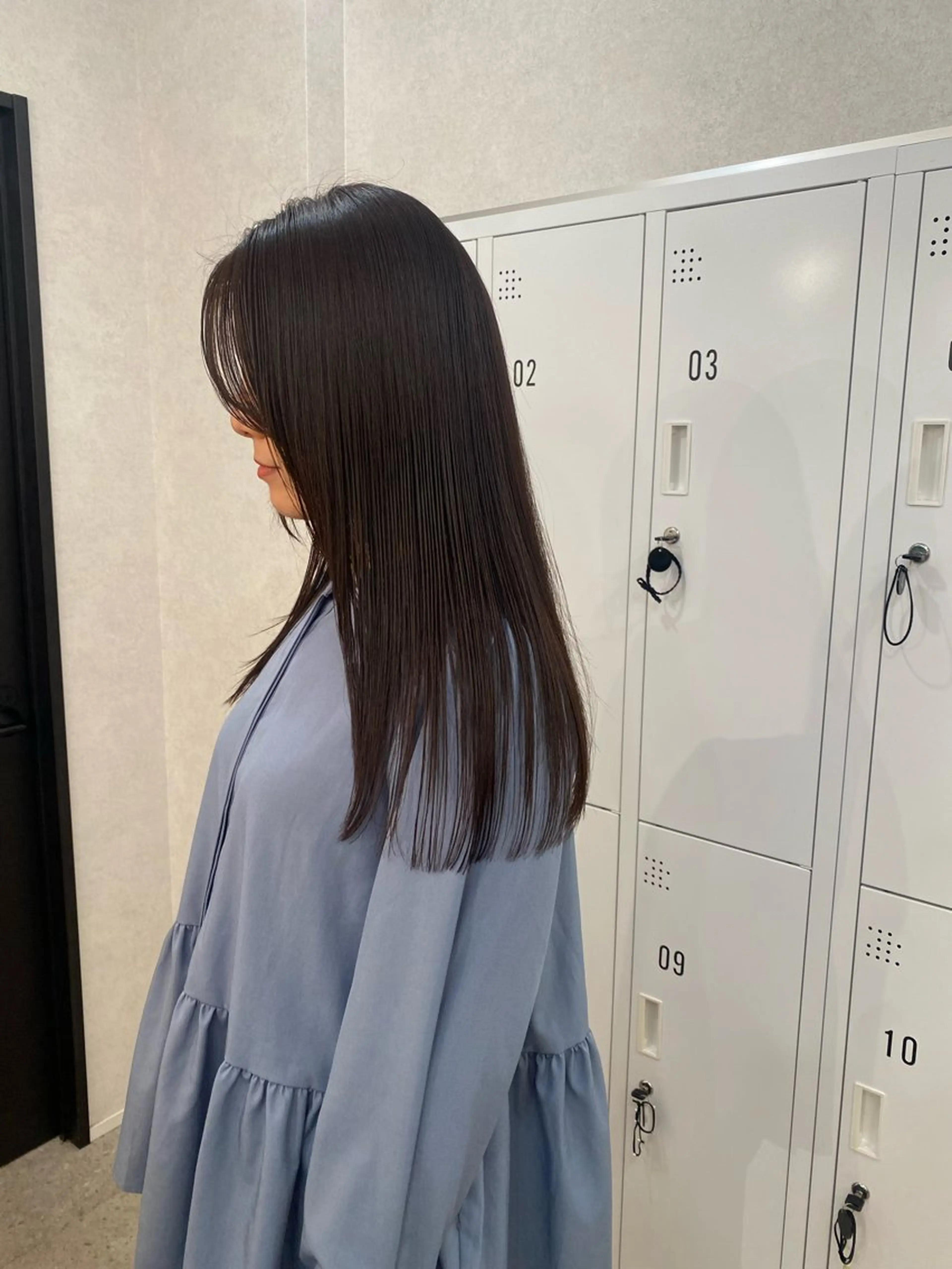 ロング カラー ロング ネヅ カオルのヘアスタイル