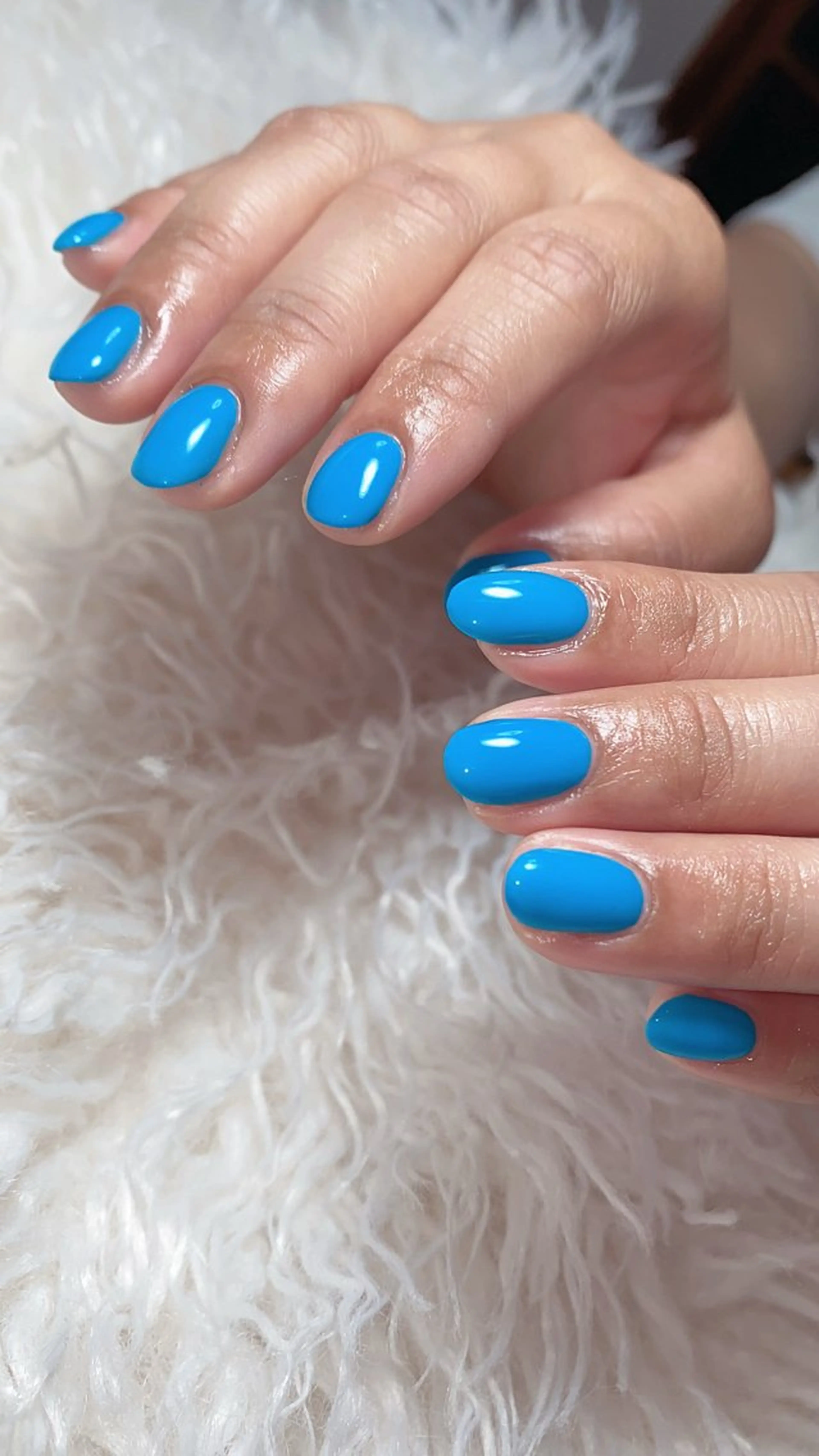 ネイル ハンドネイル n o q r m. n a c h iのネイルデザイン