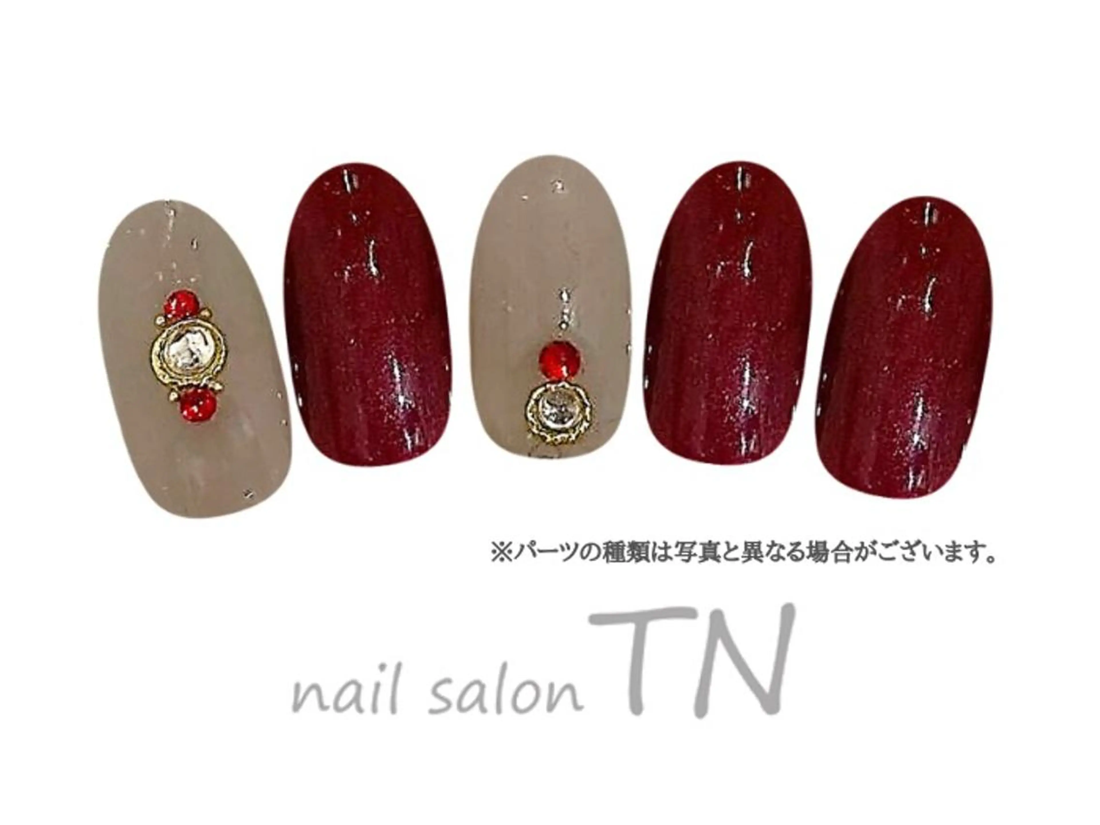 ミディアム ハンドネイル 中島 実穂のネイルデザイン