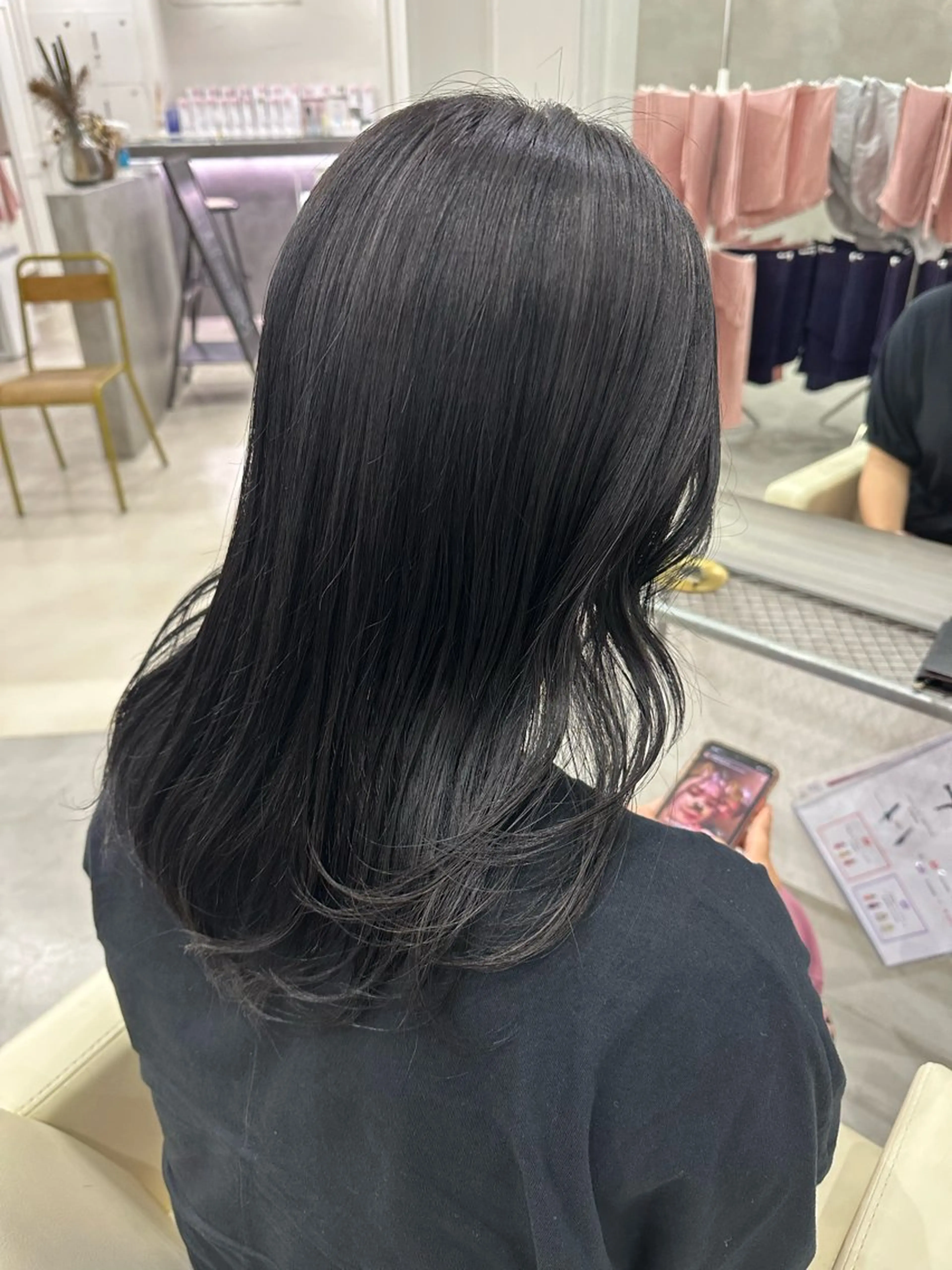 セミロング カラー さあや 【透け感/艶感】のヘアスタイル