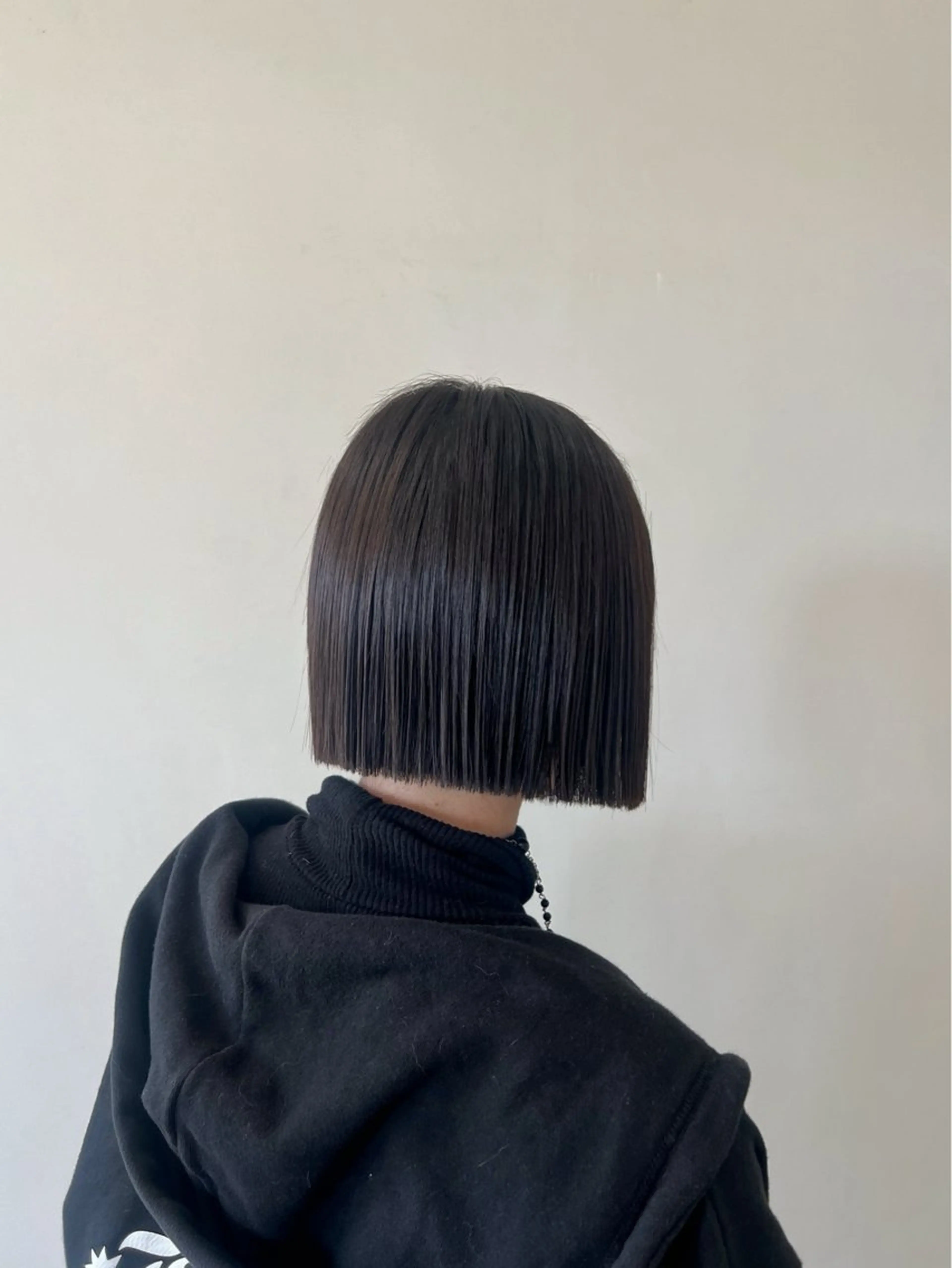 ショート カット 縮毛矯正 🤎大人可愛い/ Rinka🤎のヘアスタイル